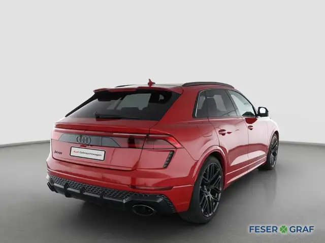 Audi RS Q8 view 2