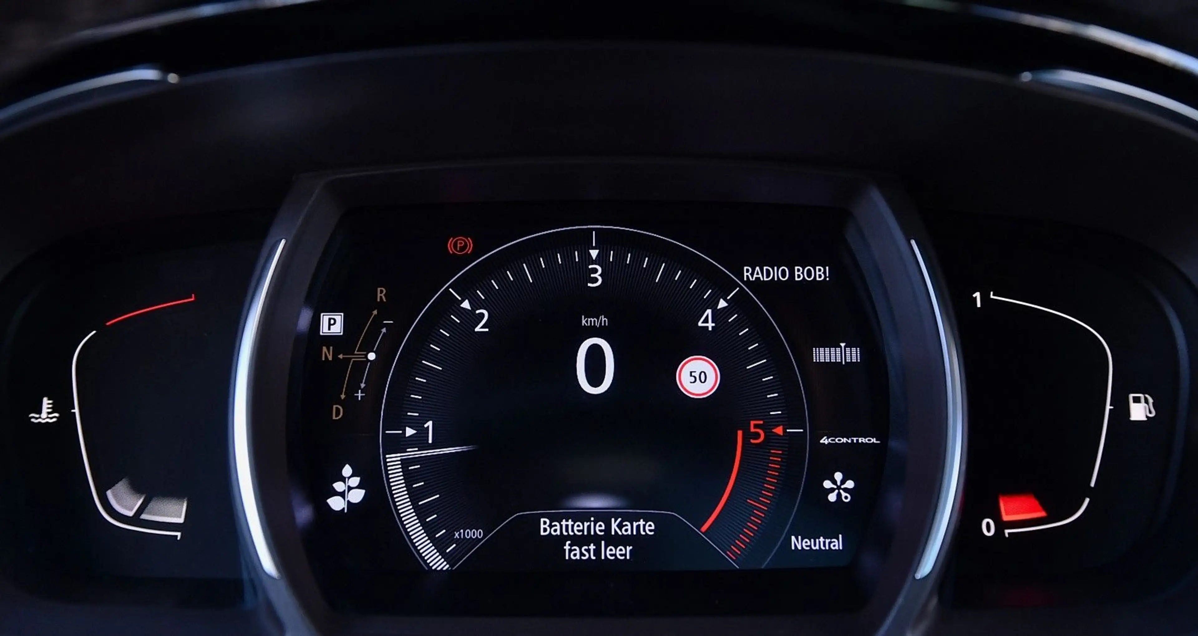 Renault Espace V Initiale Paris*Panorama*Head-Up*LED* — photo 8