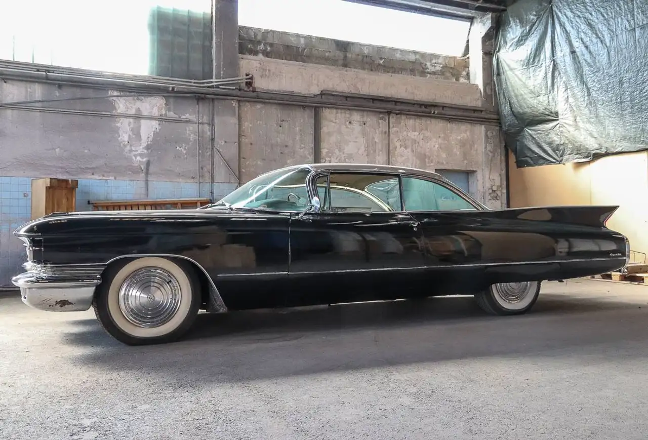 Cadillac Series 62 Coupe de Ville, foto 12