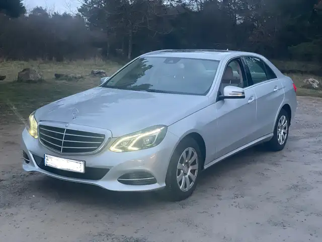 Mercedes-Benz E 200 CGI BlueEfficiency*LED*TÜV Neu*SERVICE Neu