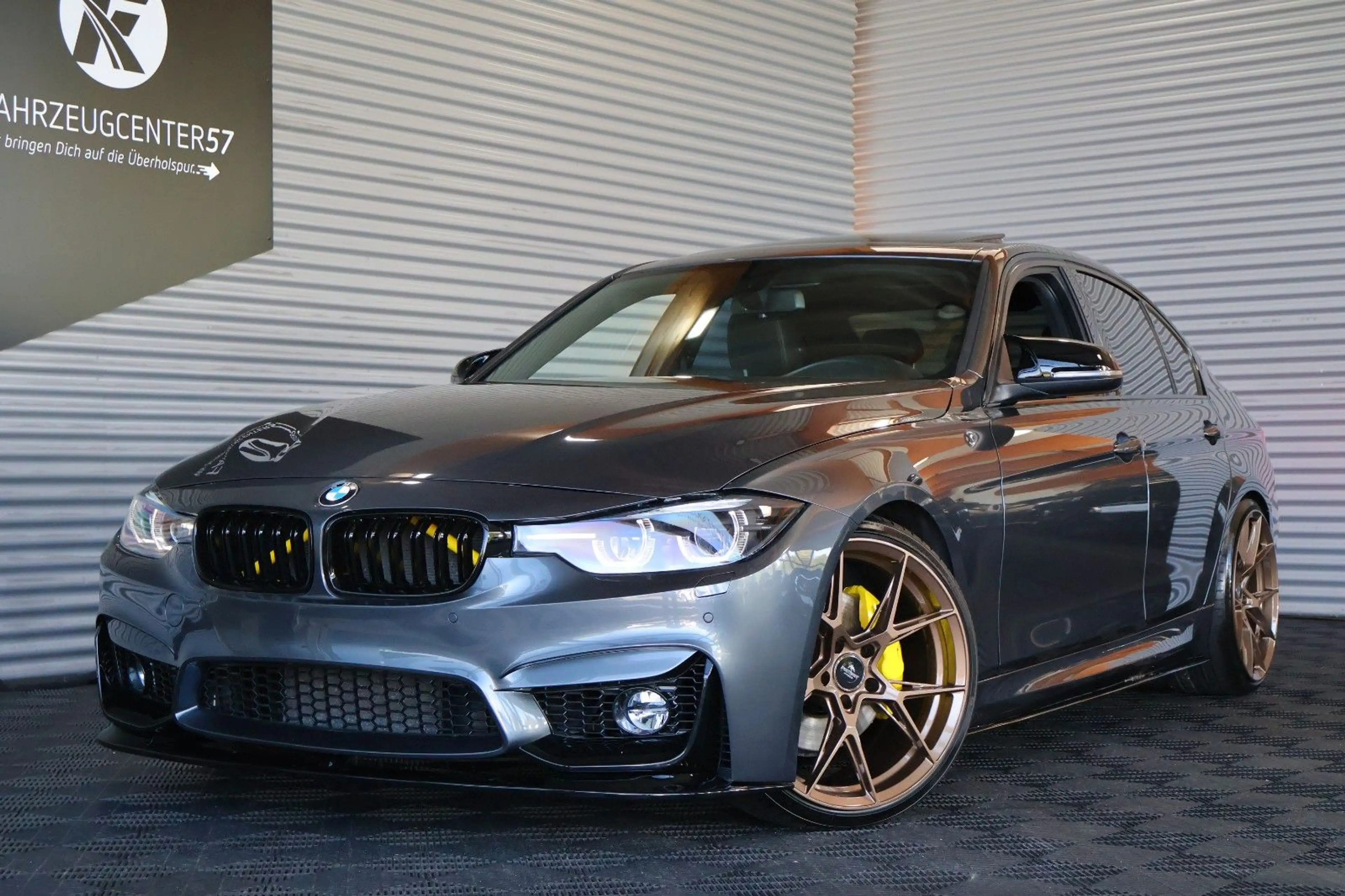 BMW 340 i M3 OPTIK/H&K/CARPLAY/KAMERA/LED/20"