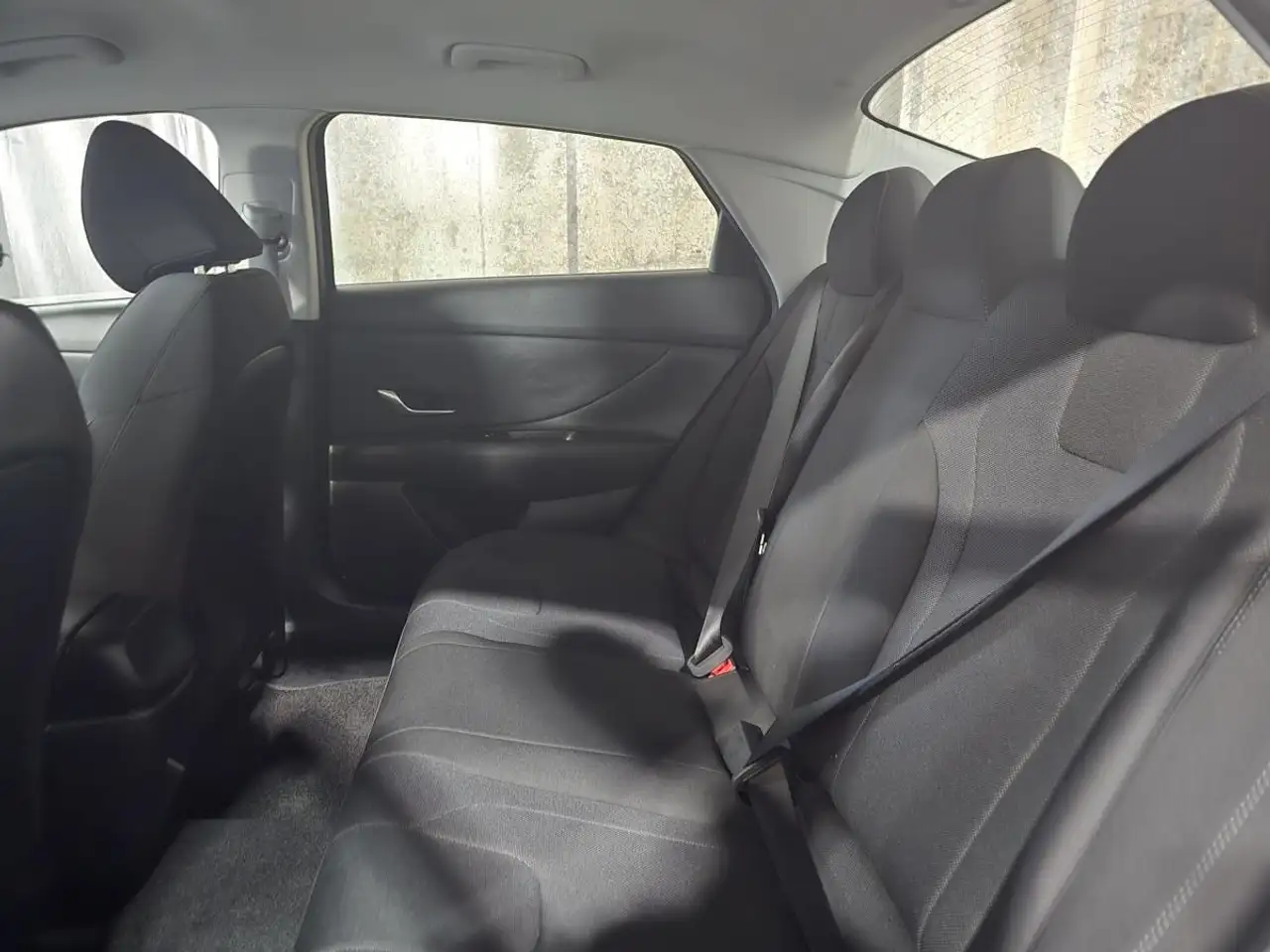 Hyundai ELANTRA снимка Hyundai ELANTRA