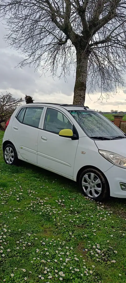 Hyundai i10 1.1 Sound Edition econext (bluedrive Gpl) - 1