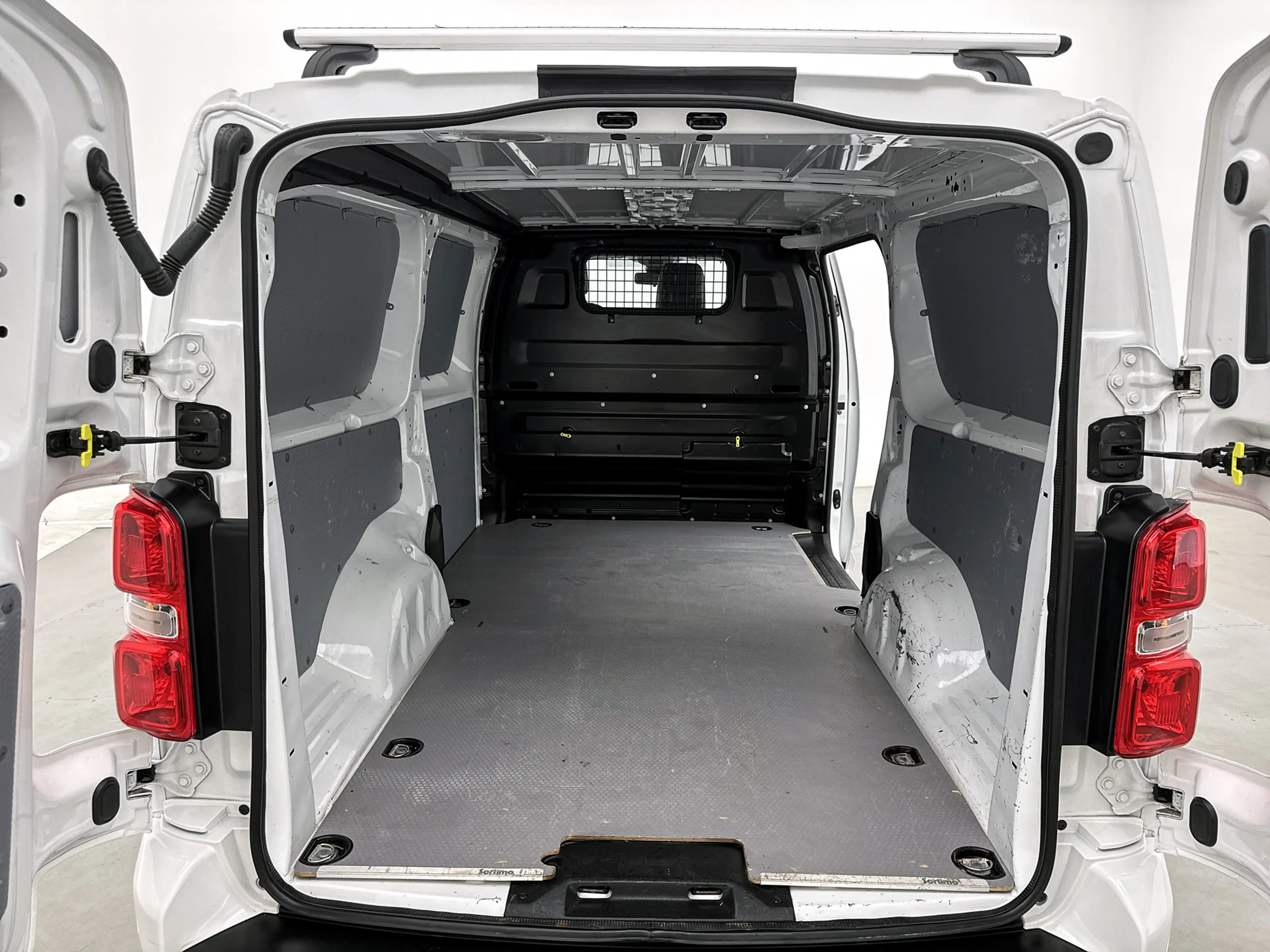 Peugeot Expert 2.0 BlueHDI 122 Long Premium Navigatie Camera Trek — photo 15