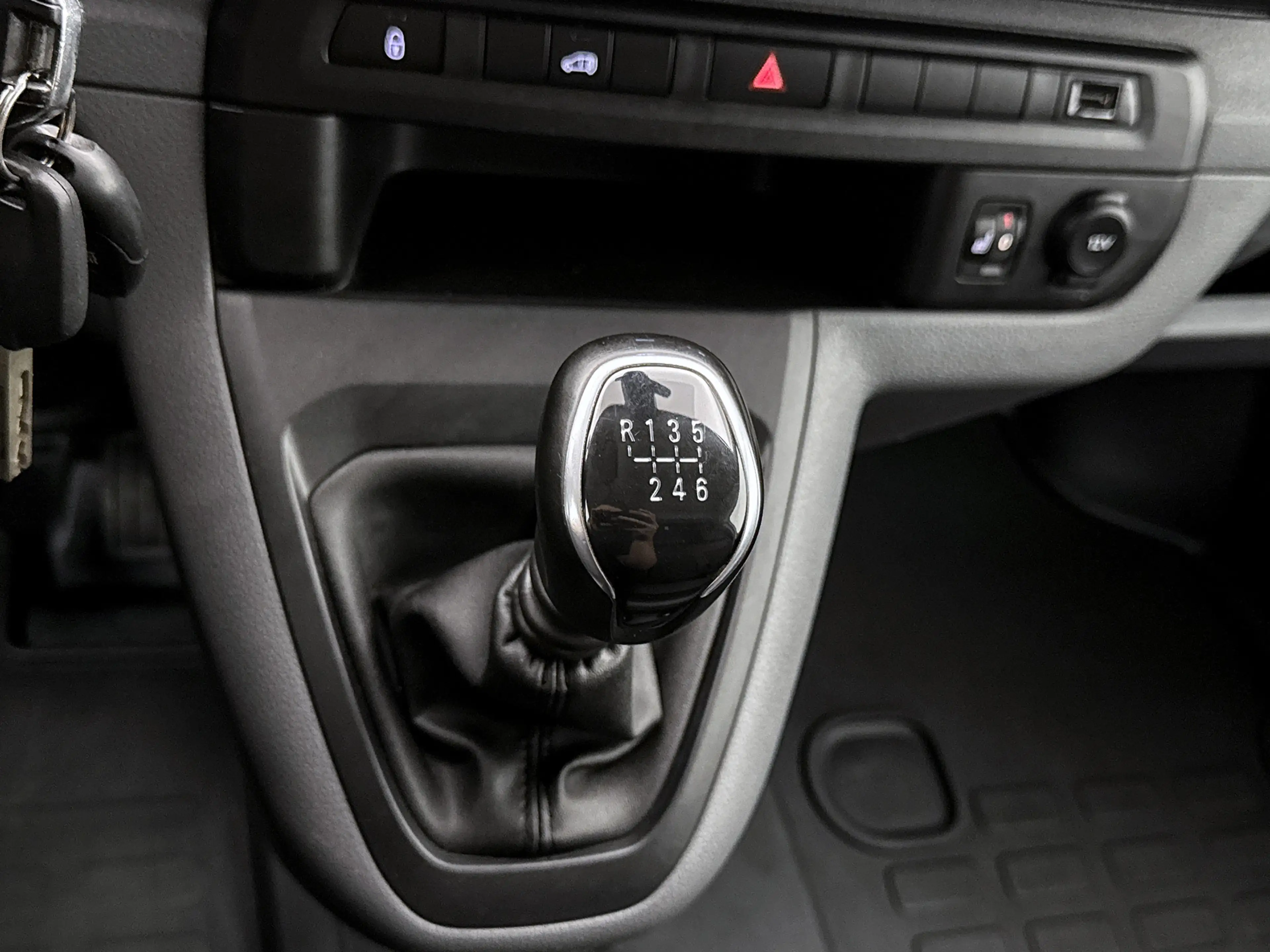 Peugeot Expert 2.0 BlueHDI 122 Long Premium Navigatie Camera Trek — photo 11