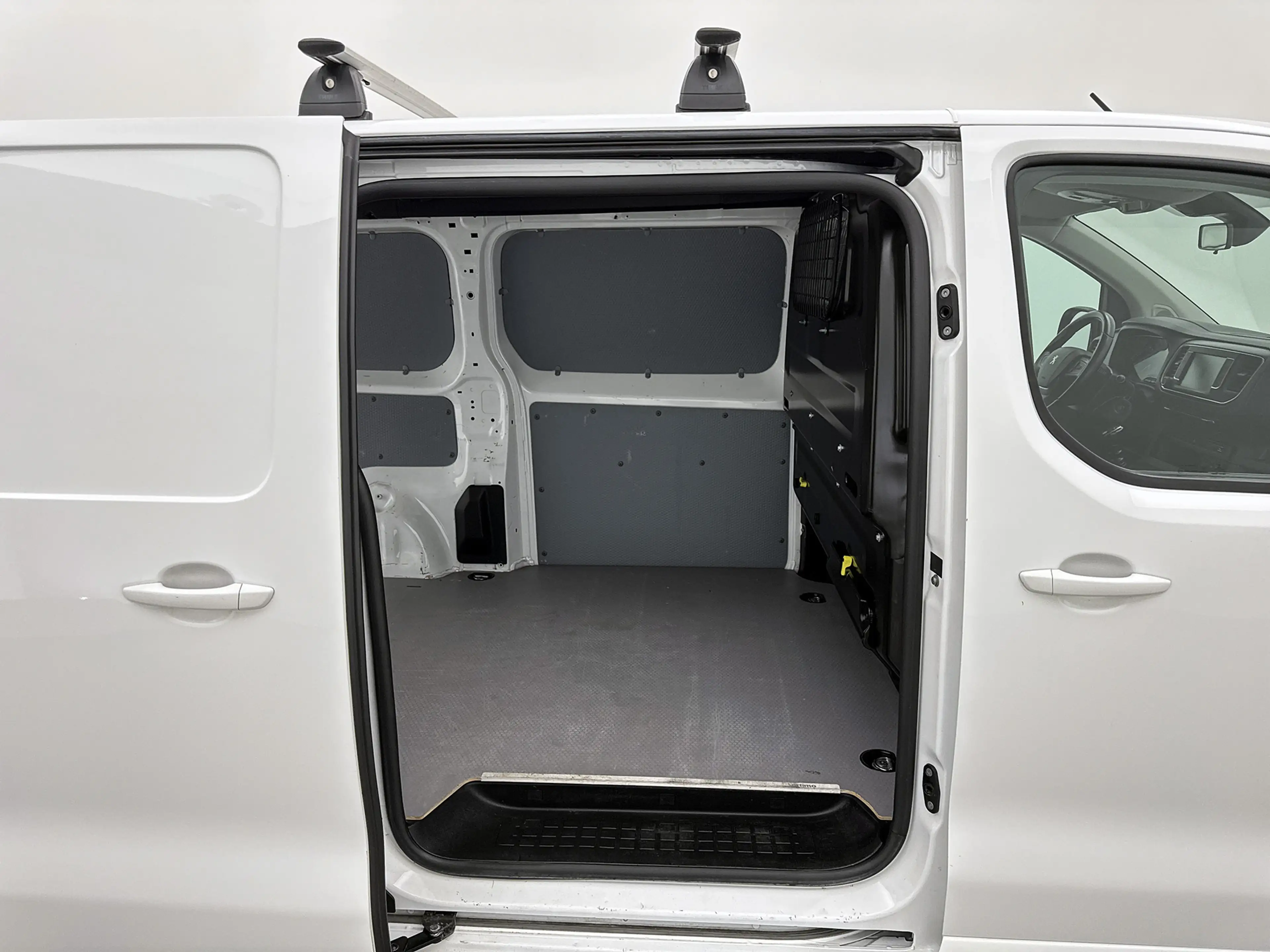 Peugeot Expert 2.0 BlueHDI 122 Long Premium Navigatie Camera Trek — photo 16