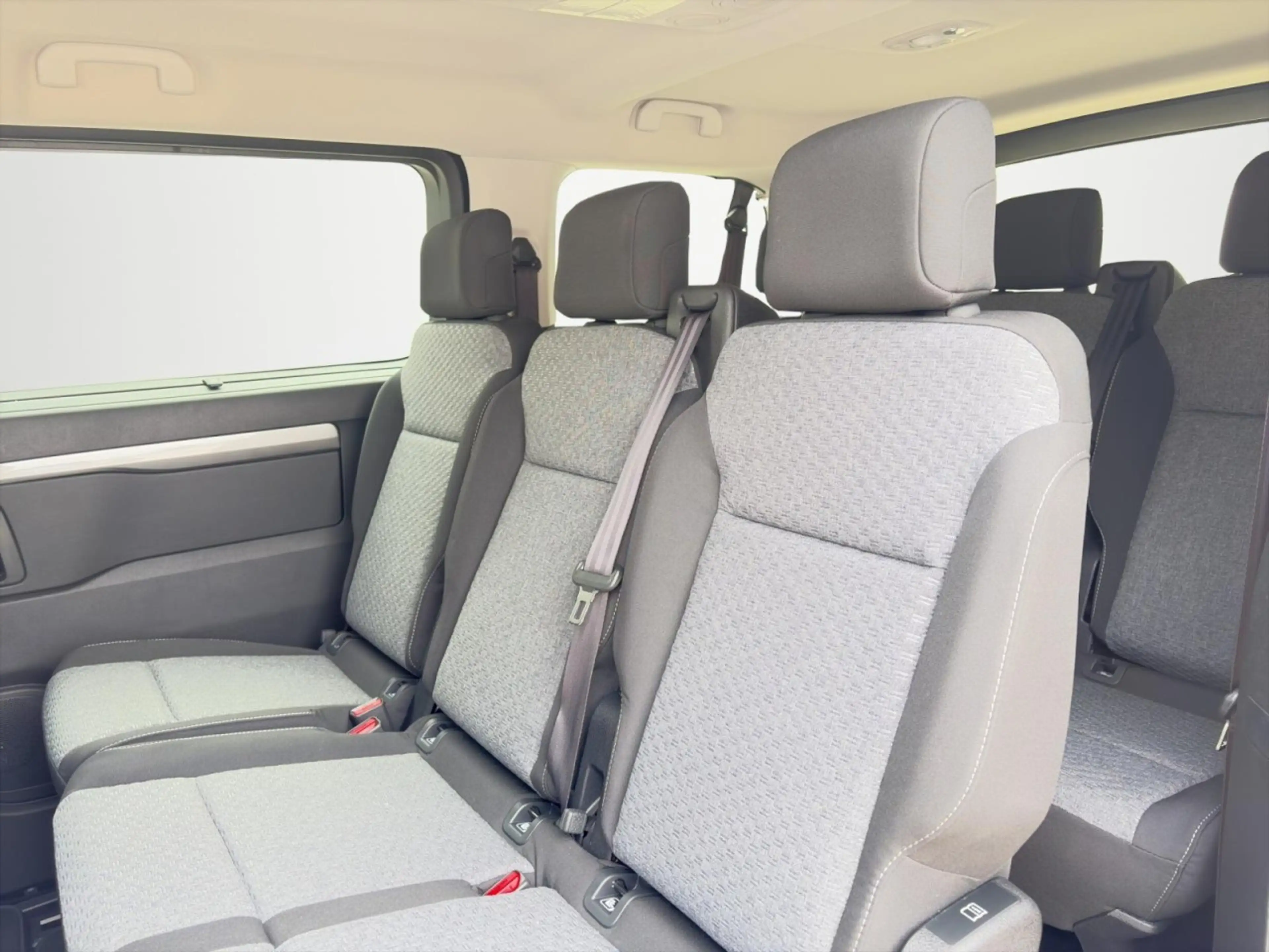 Citroen Spacetourer Plus M Klima Navi Rückfahrkamera Sitzheizung — photo 12