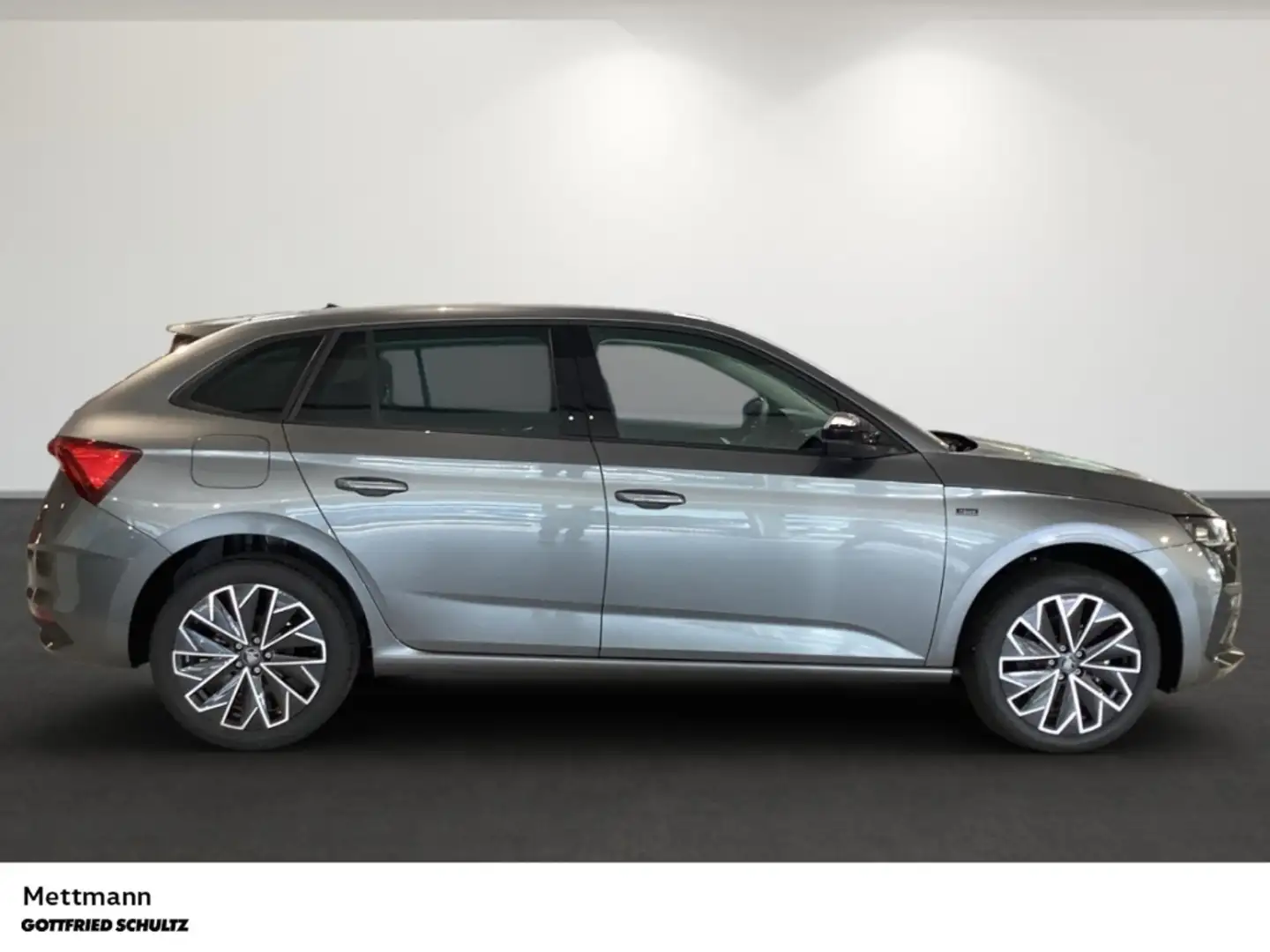 Skoda Scala Tour DSG SHZ RFK APP ACC AHK KESSY MATRIX Gris - 2