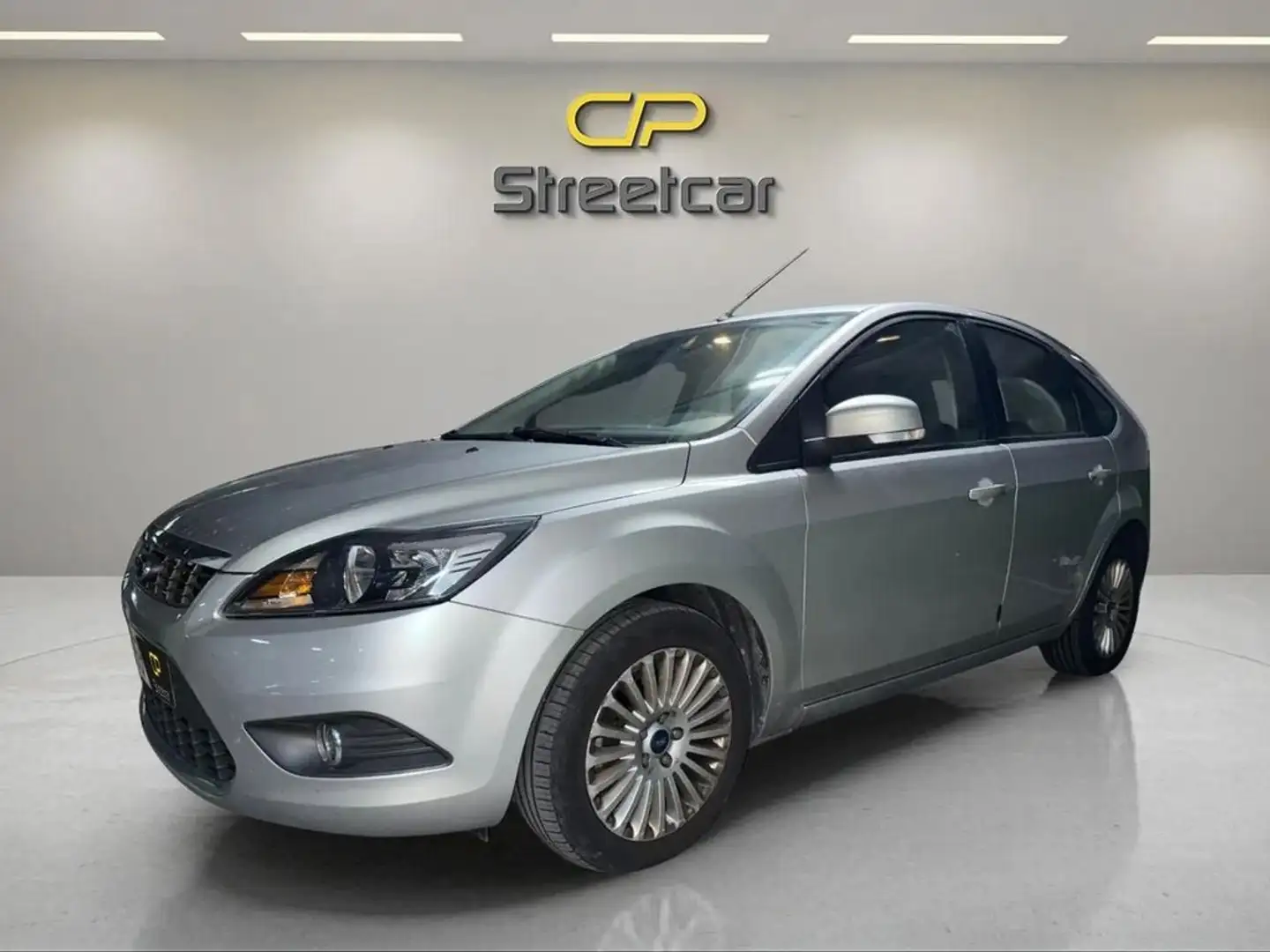 Ford Focus 1.6 TDCi 109 Econetic Grijs - 2