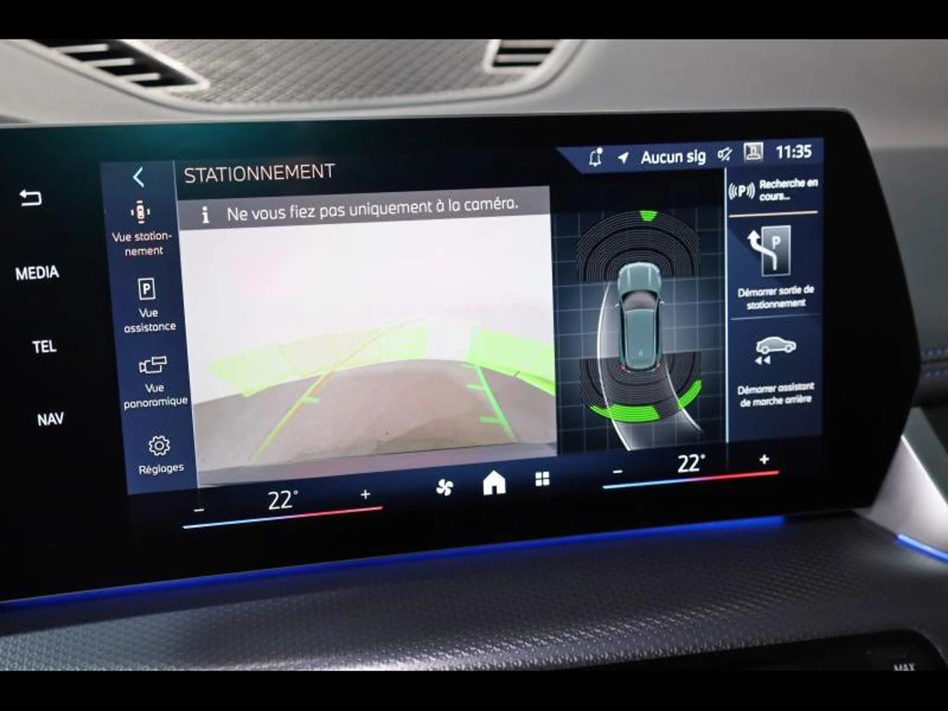 BMW iX1 eDrive20 Kit M Sport — photo 15