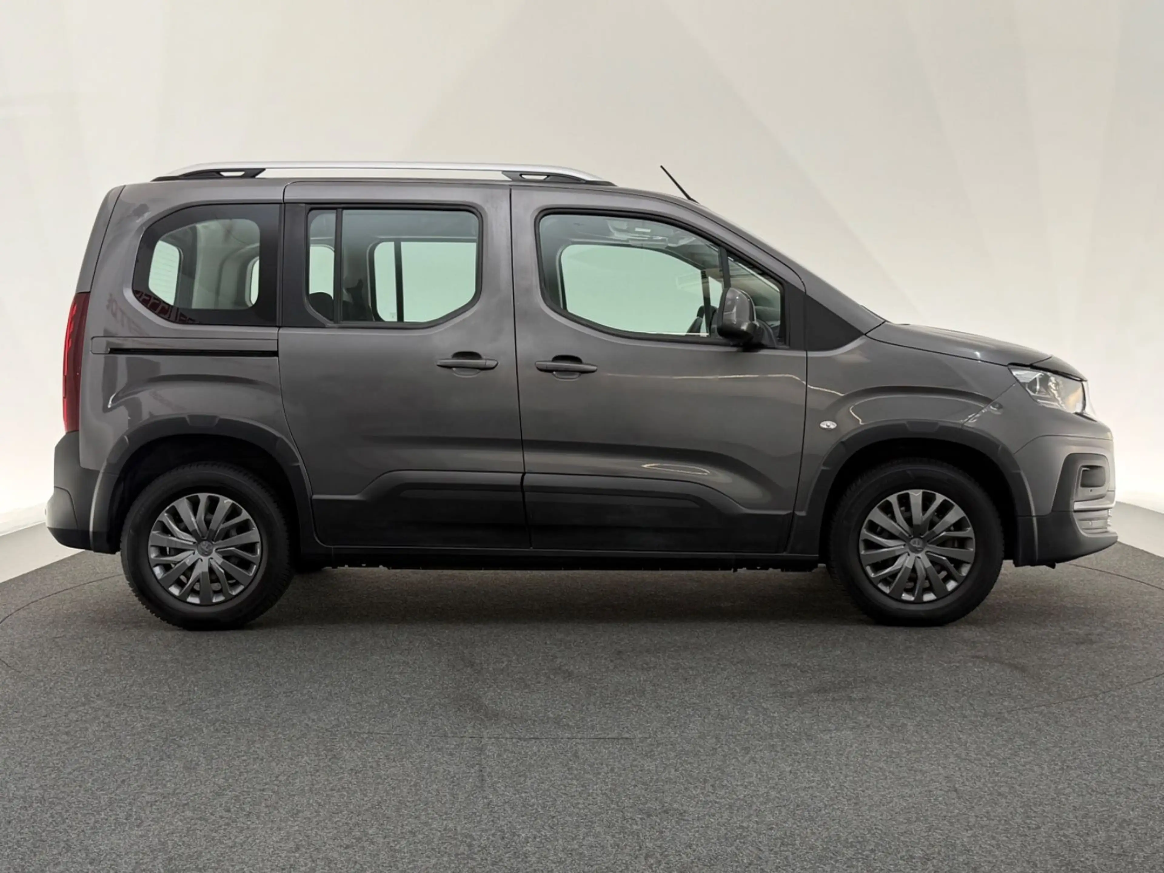 Peugeot Rifter 1.5 Allure L1*R.KAM*AHK-TEMPOMAT-SHZ-PDC — photo 8