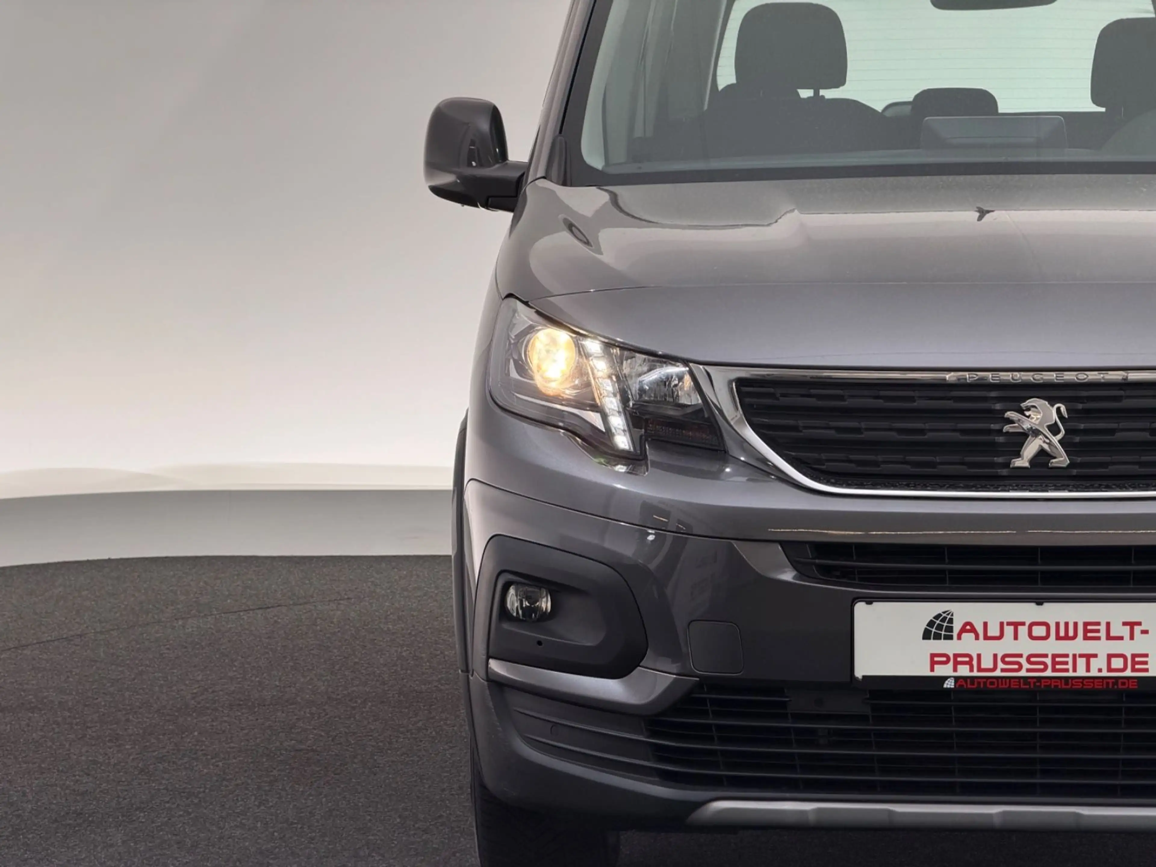 Peugeot Rifter 1.5 Allure L1*R.KAM*AHK-TEMPOMAT-SHZ-PDC — photo 15