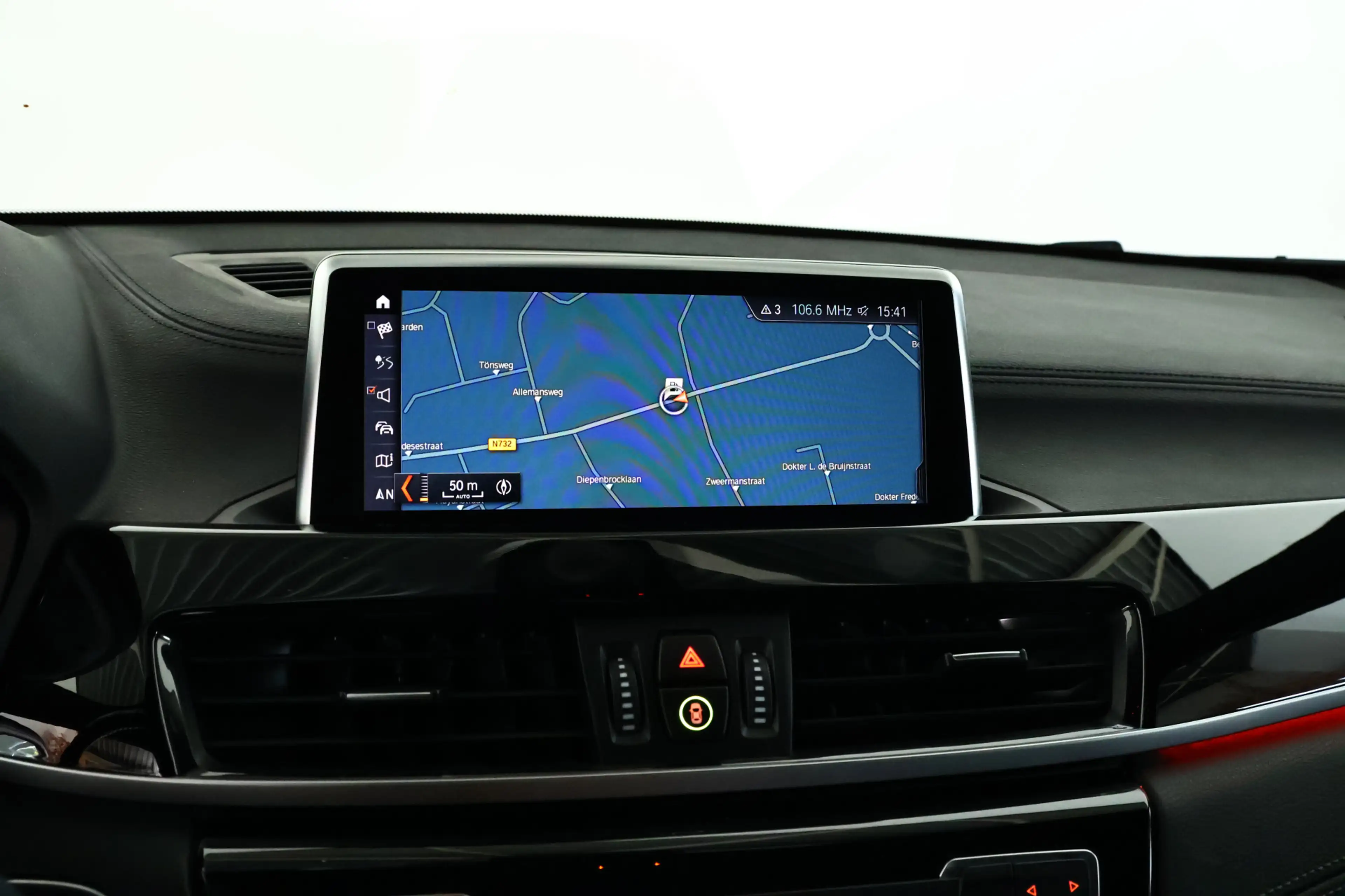 BMW X2 xDrive25e Navi / Cruise / Camera / DAB / Bluetooth — photo 23