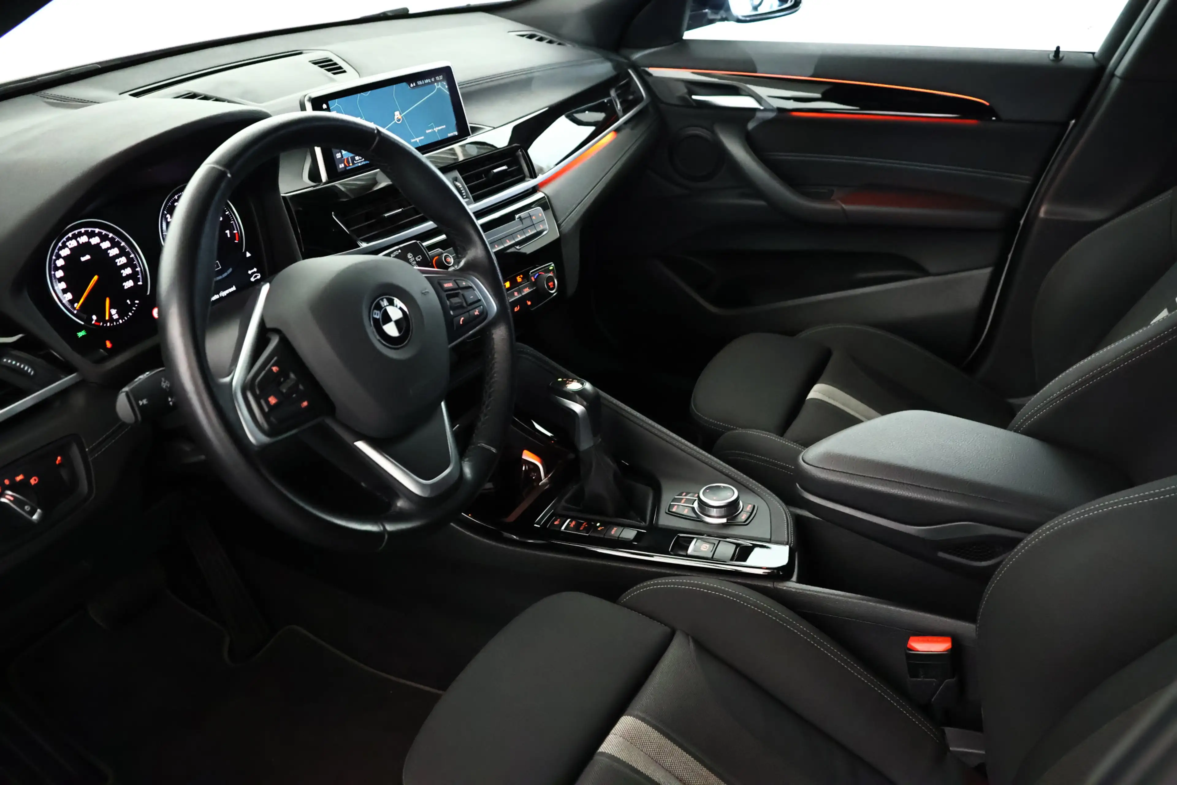 BMW X2 xDrive25e Navi / Cruise / Camera / DAB / Bluetooth — photo 11
