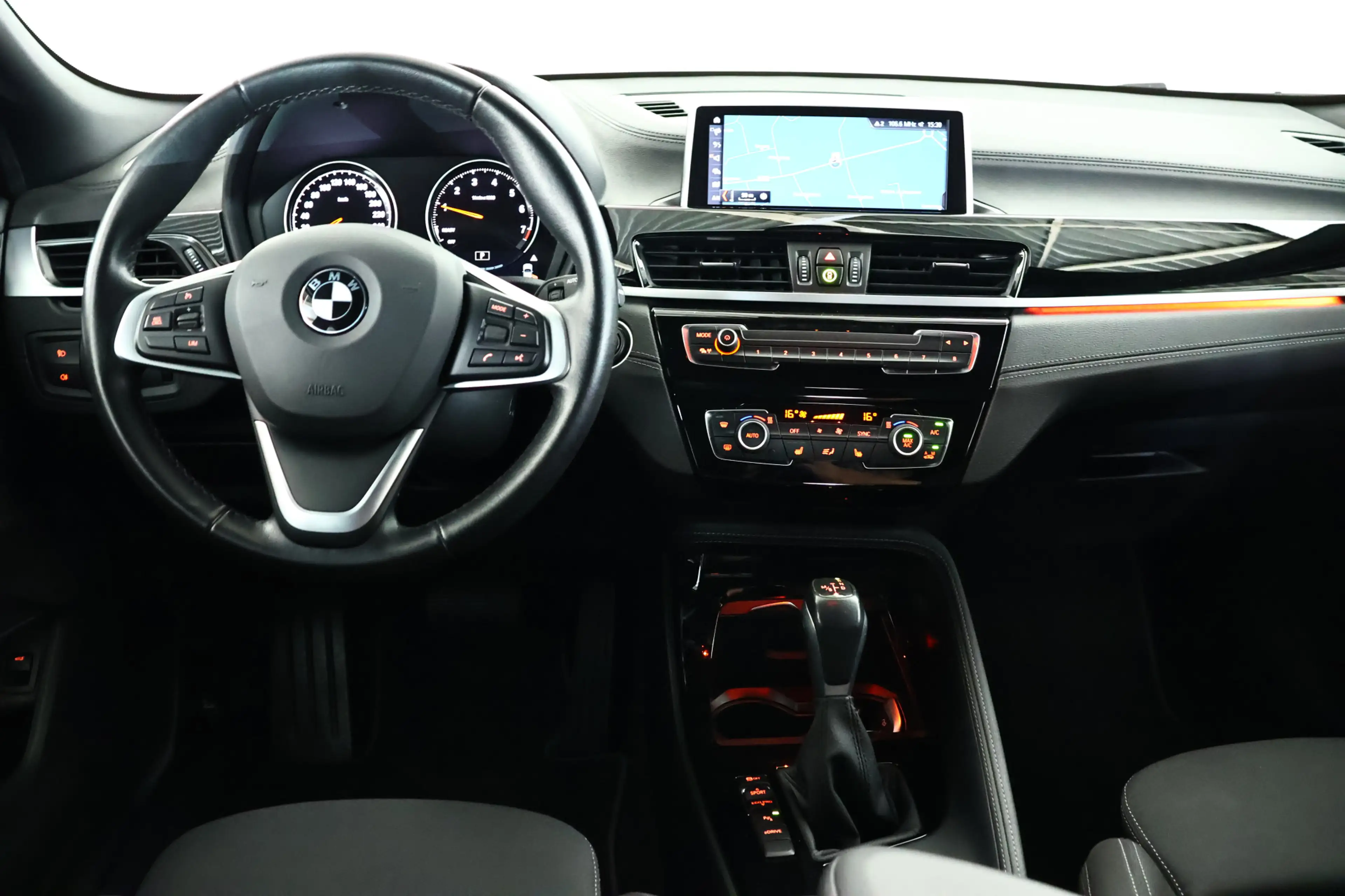 BMW X2 xDrive25e Navi / Cruise / Camera / DAB / Bluetooth — photo 17