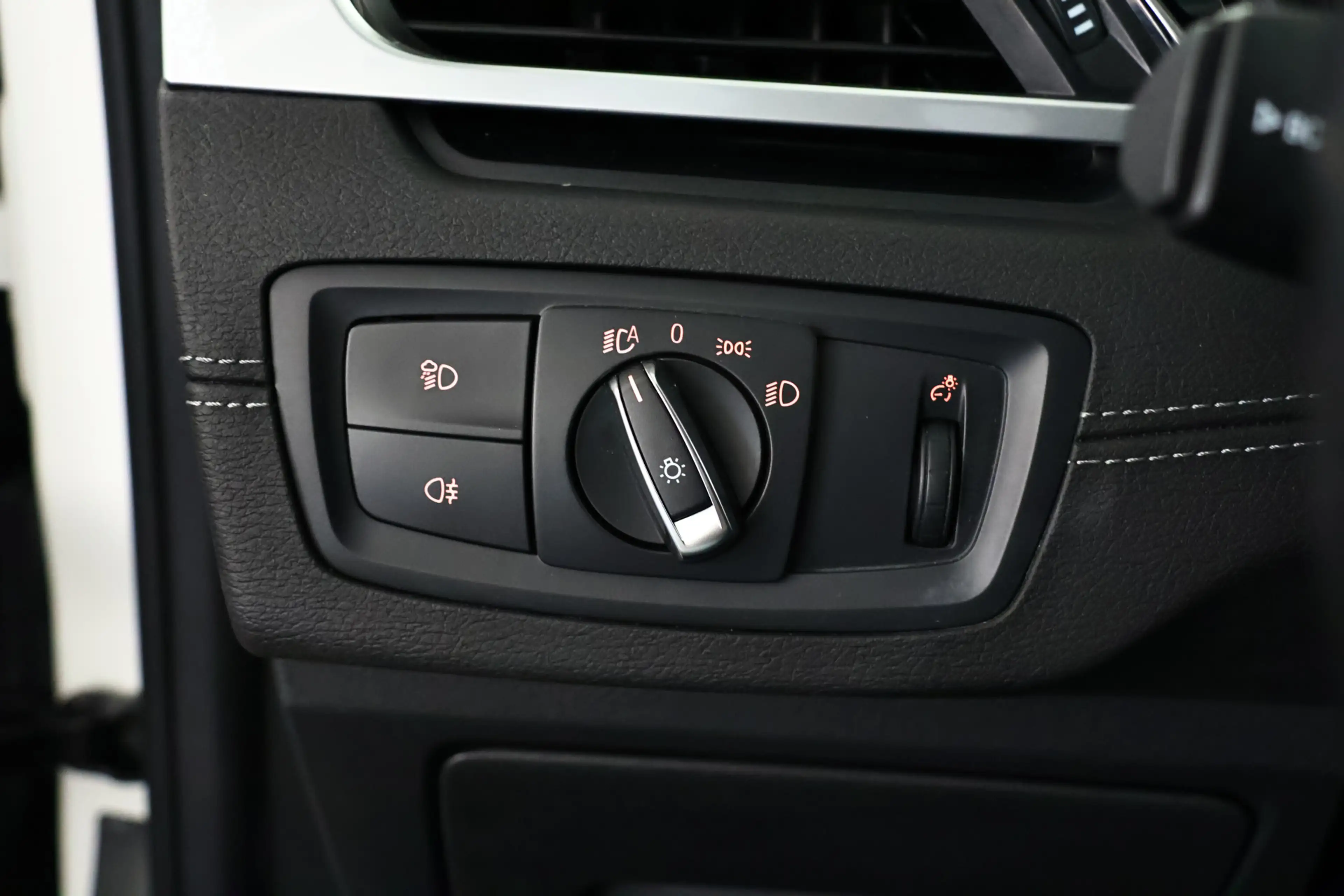 BMW X2 xDrive25e Navi / Cruise / Camera / DAB / Bluetooth — photo 18