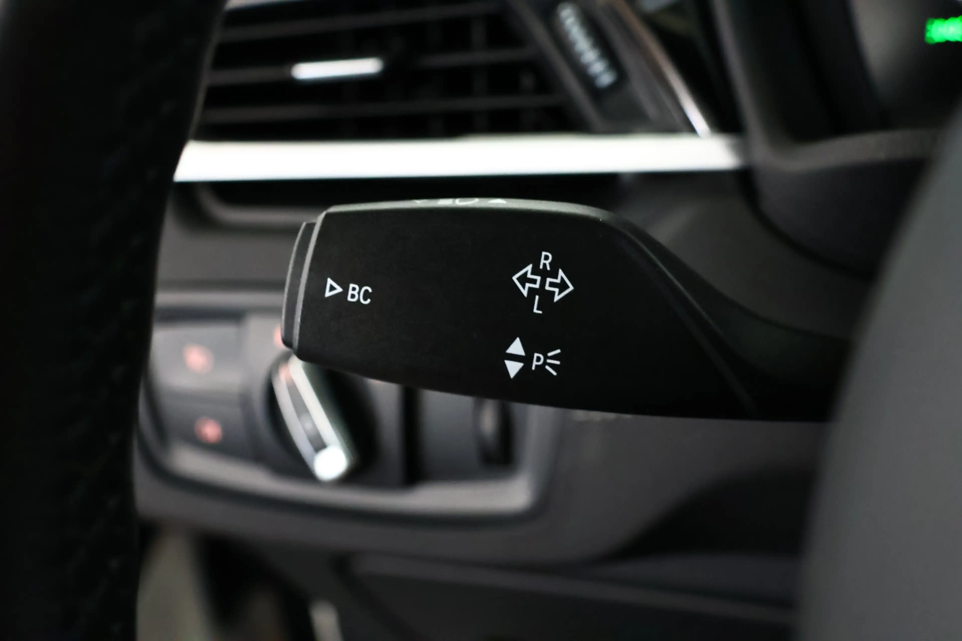 BMW X2 xDrive25e Navi / Cruise / Camera / DAB / Bluetooth — photo 21