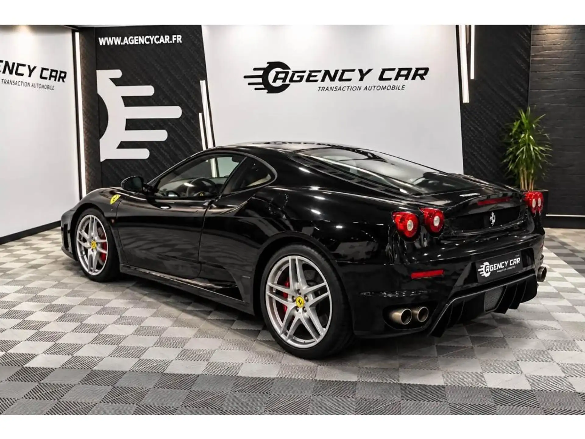 페라리 F430 430 2005 검정 사진 4