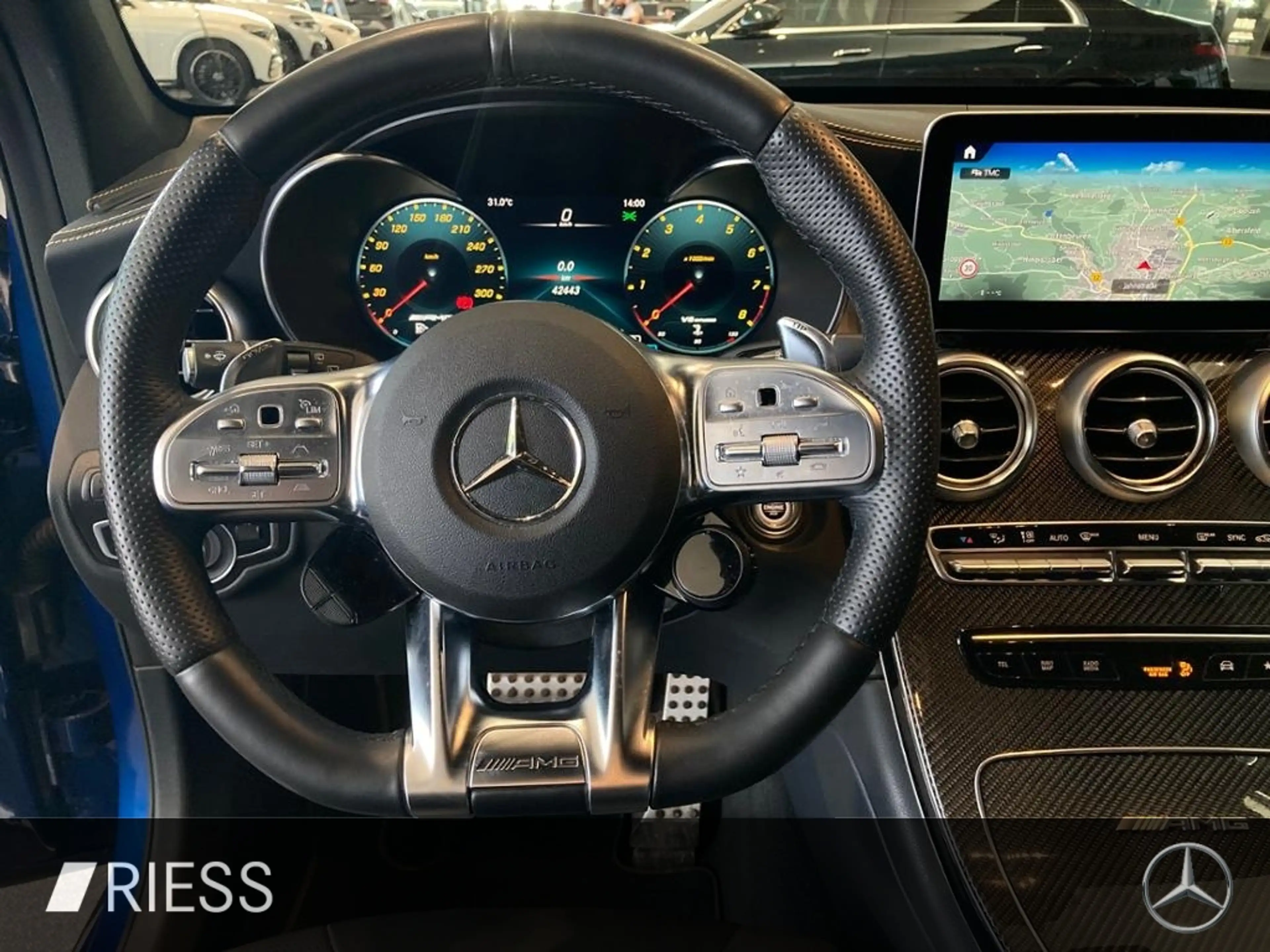 Mercedes-Benz GLC 63 AMG S 4M+ PANO AHK DISTRO HUD 360 AMBI — photo 10