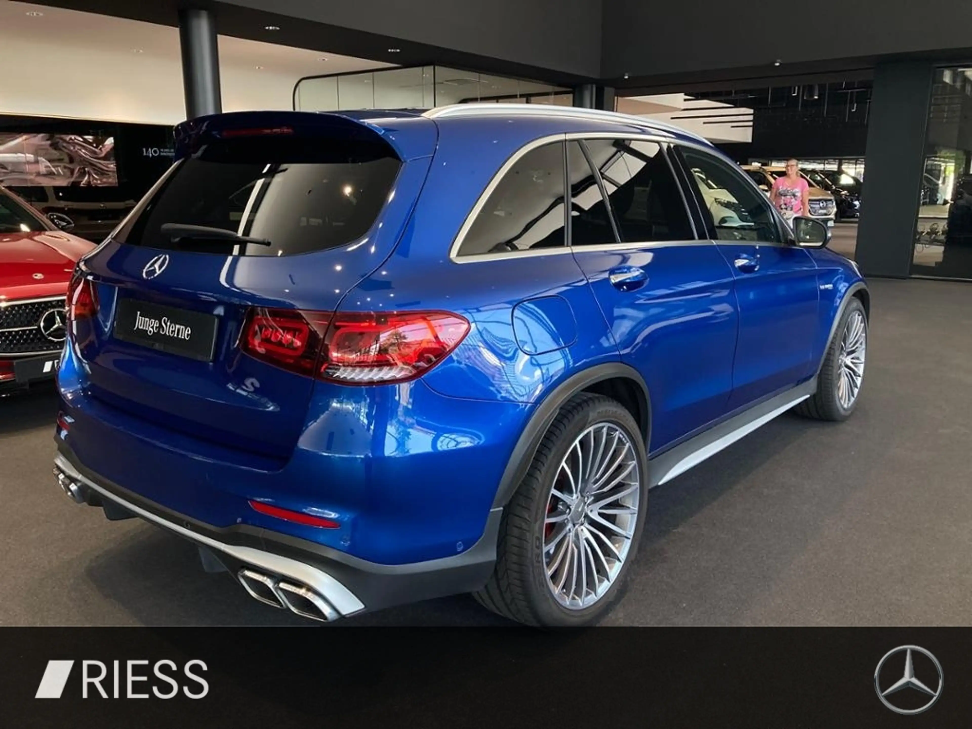 Mercedes-Benz GLC 63 AMG S 4M+ PANO AHK DISTRO HUD 360 AMBI — photo 13