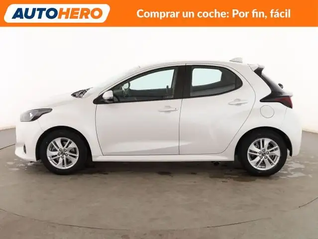 Mazda Mazda2 view 3