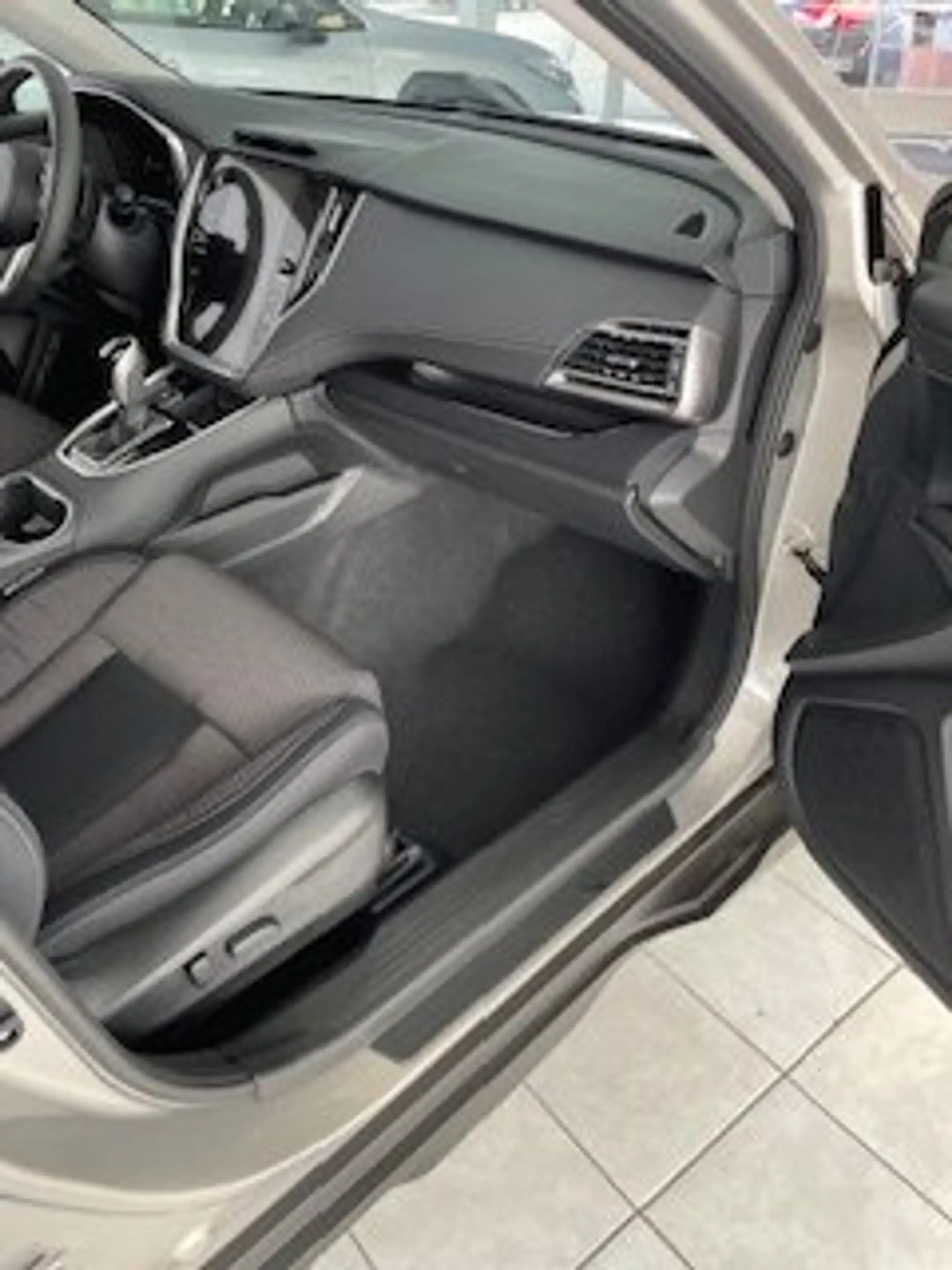 Subaru OUTBACK Outback 2.5i Lineartronic Active — photo 11