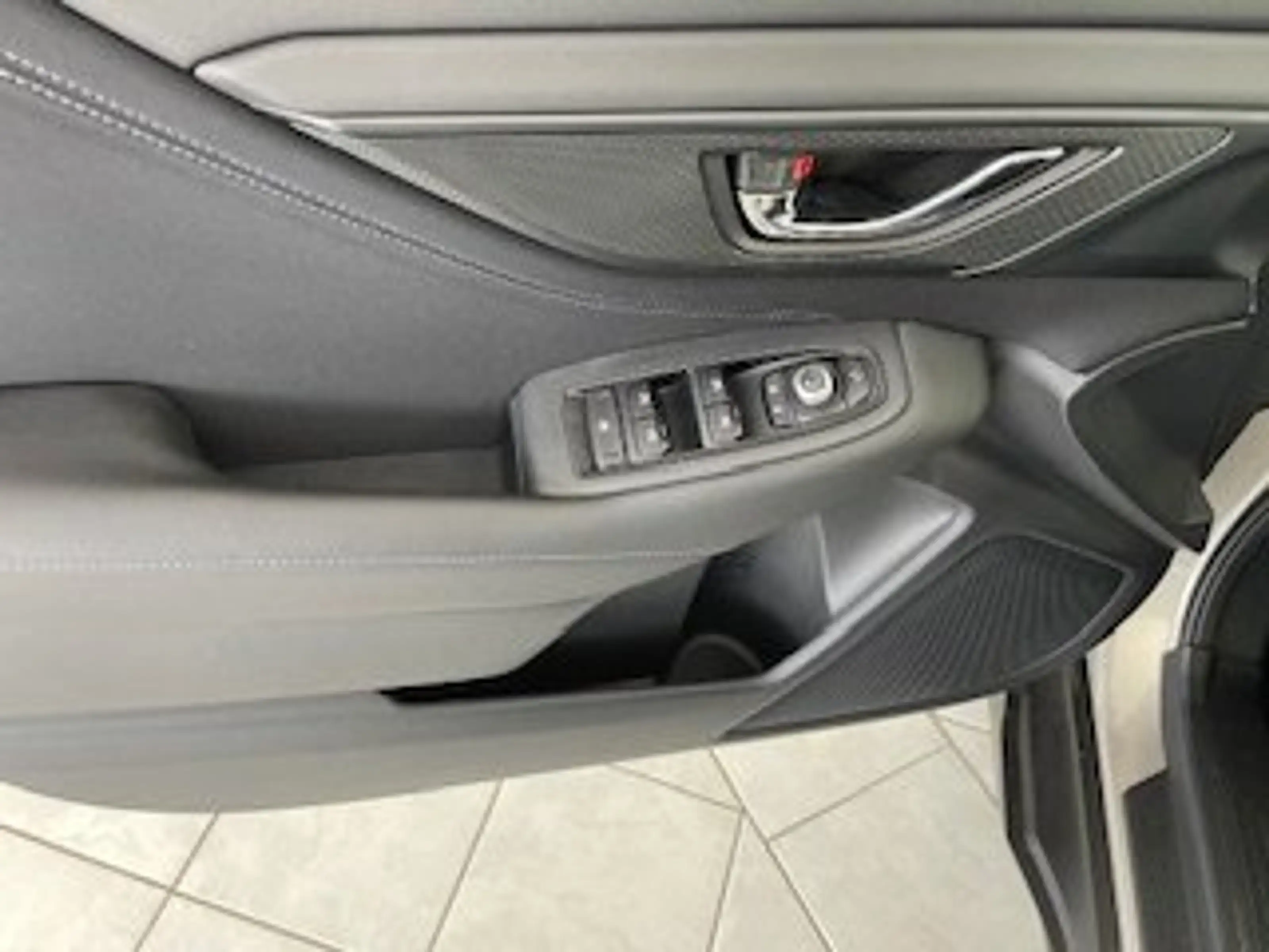Subaru OUTBACK Outback 2.5i Lineartronic Active — photo 9