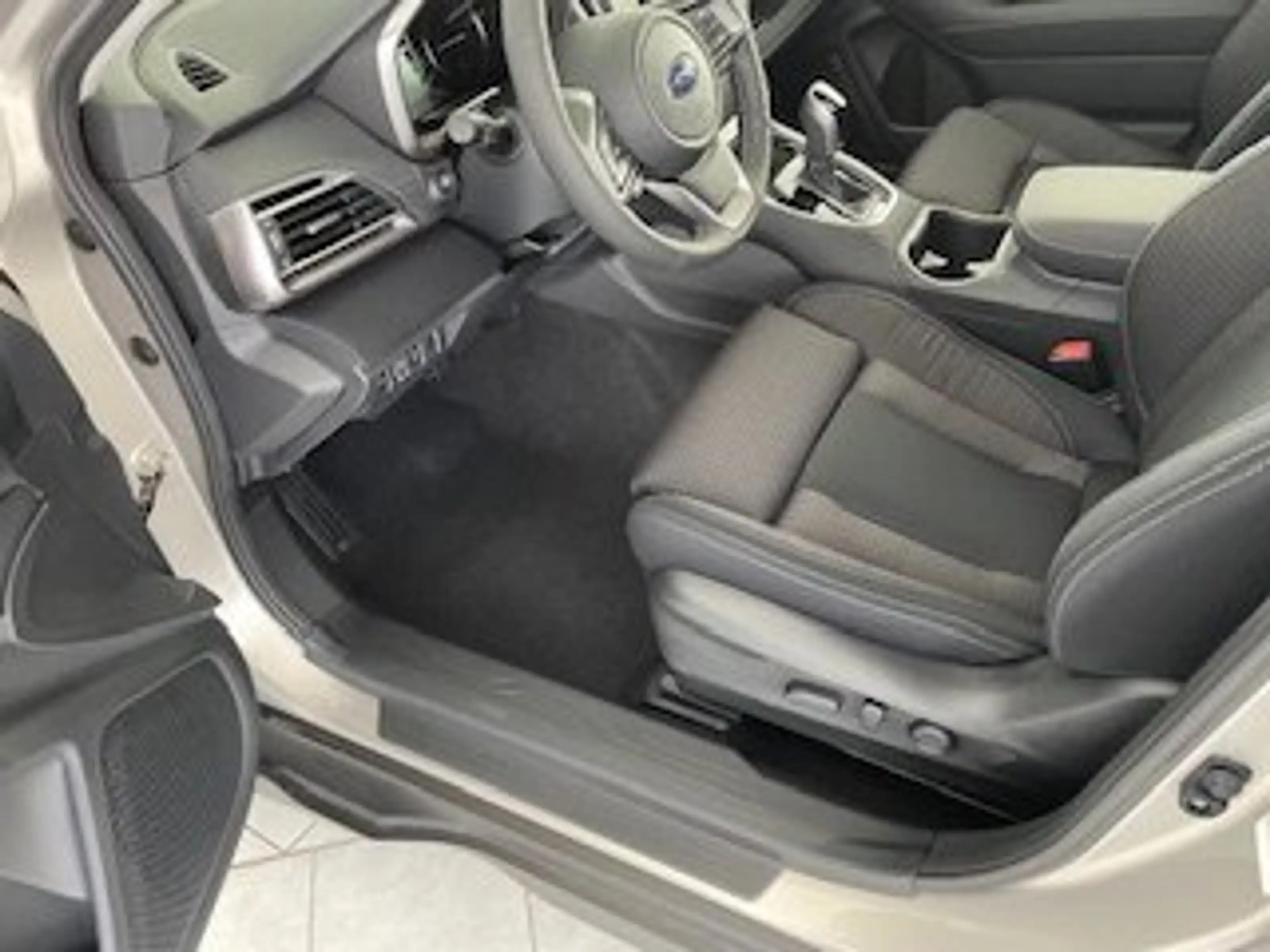 Subaru OUTBACK Outback 2.5i Lineartronic Active — photo 7