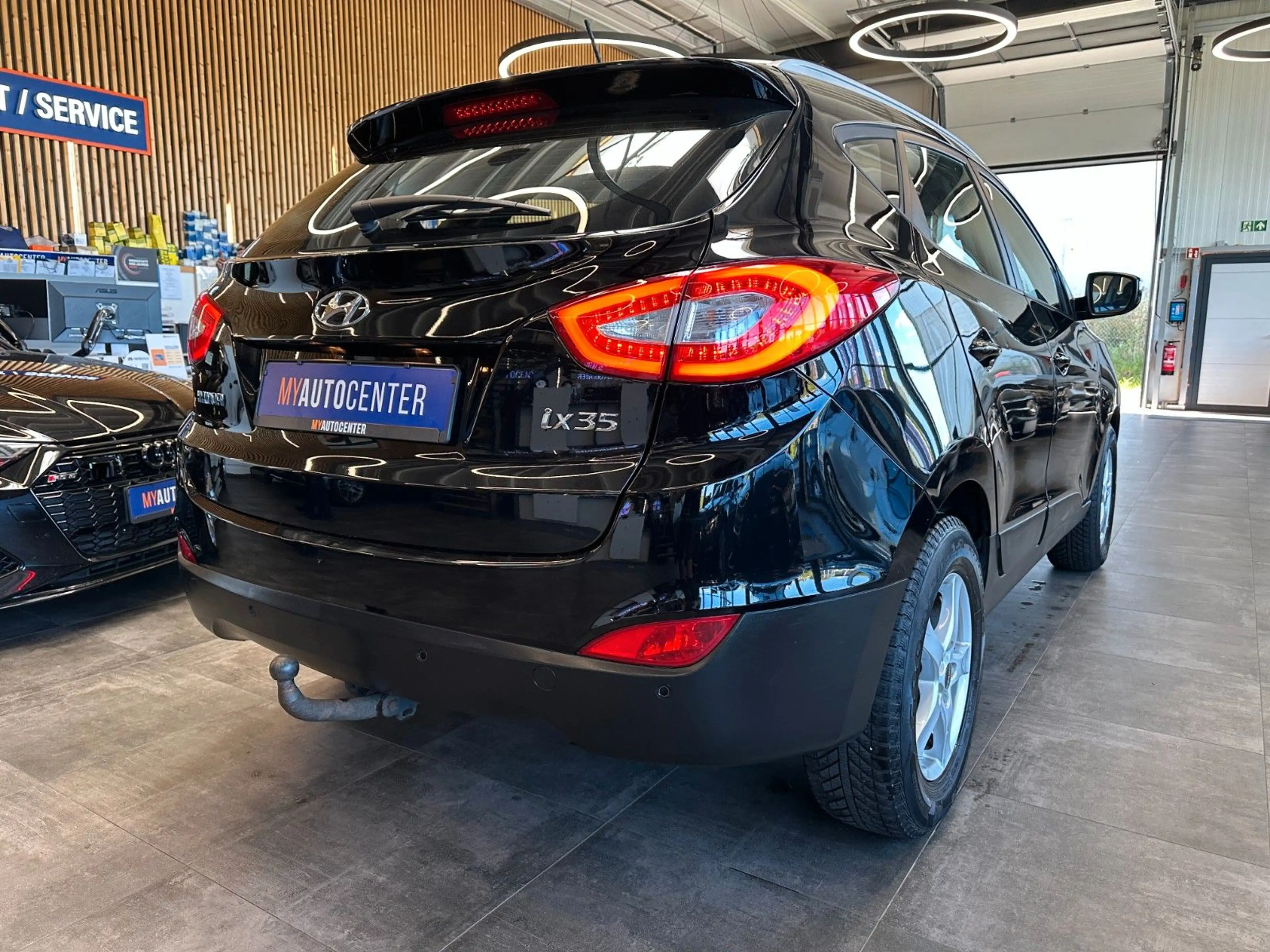 Hyundai iX35 *TÜV 5/28* SitzHZ(V/H)*TEMPO*KLIMAAUTO*AHK* — photo 2