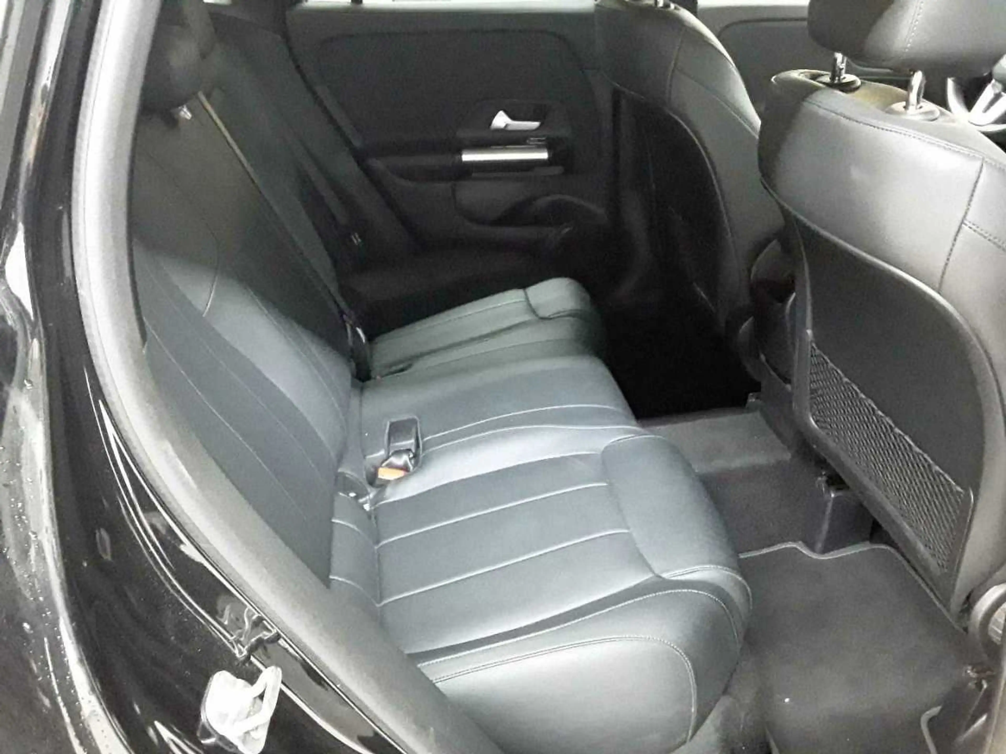 Mercedes-Benz GLA 180 GLA 180 7G-Progressive LED BusiP MBUXP — photo 14