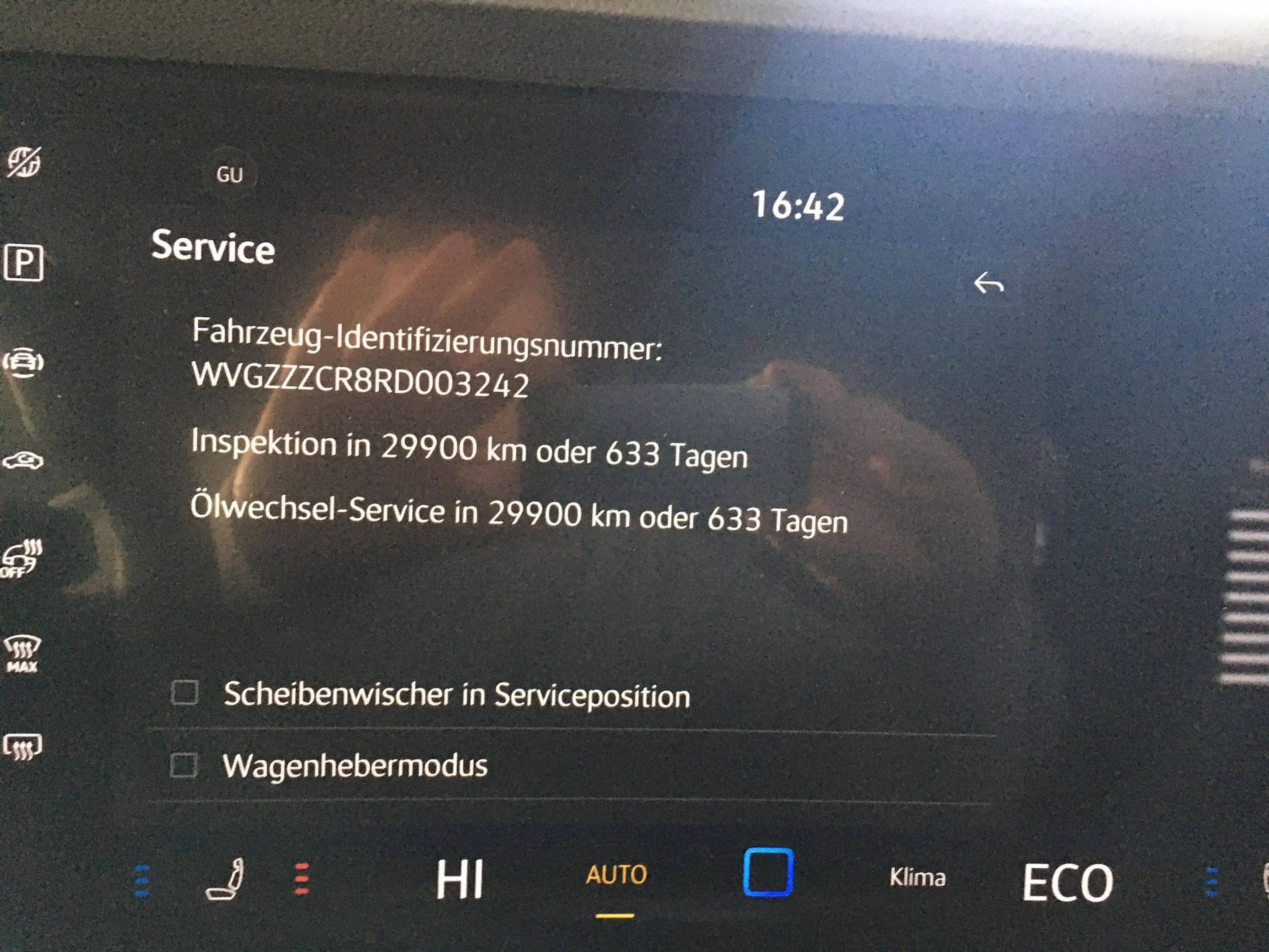 Volkswagen Touareg 3.0 TDI 210 kW 4Motion R-Line — photo 15