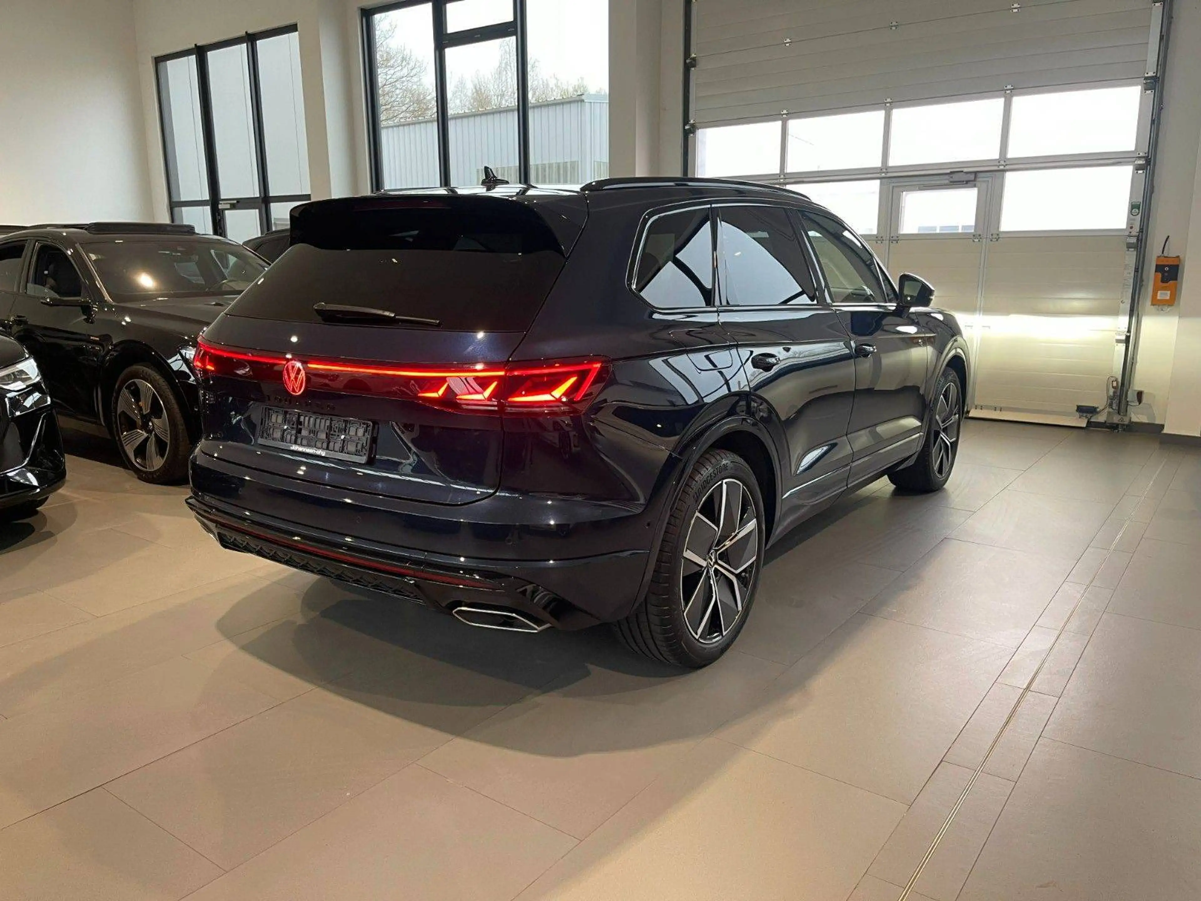 Volkswagen Touareg 3.0 TDI 210 kW 4Motion R-Line — photo 5