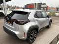 Toyota Yaris Cross - 1,5 l 4x4 HY  Active Drive Plateado - thumbnail 4