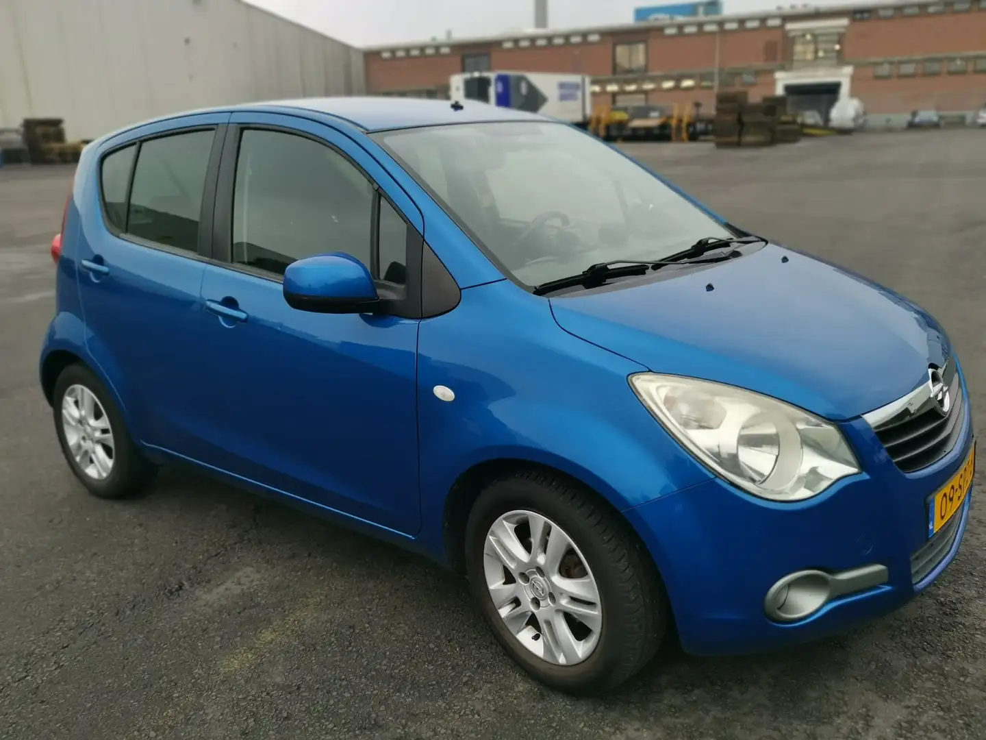 Opel Agila Agila+1.0+Edition Azul - 1