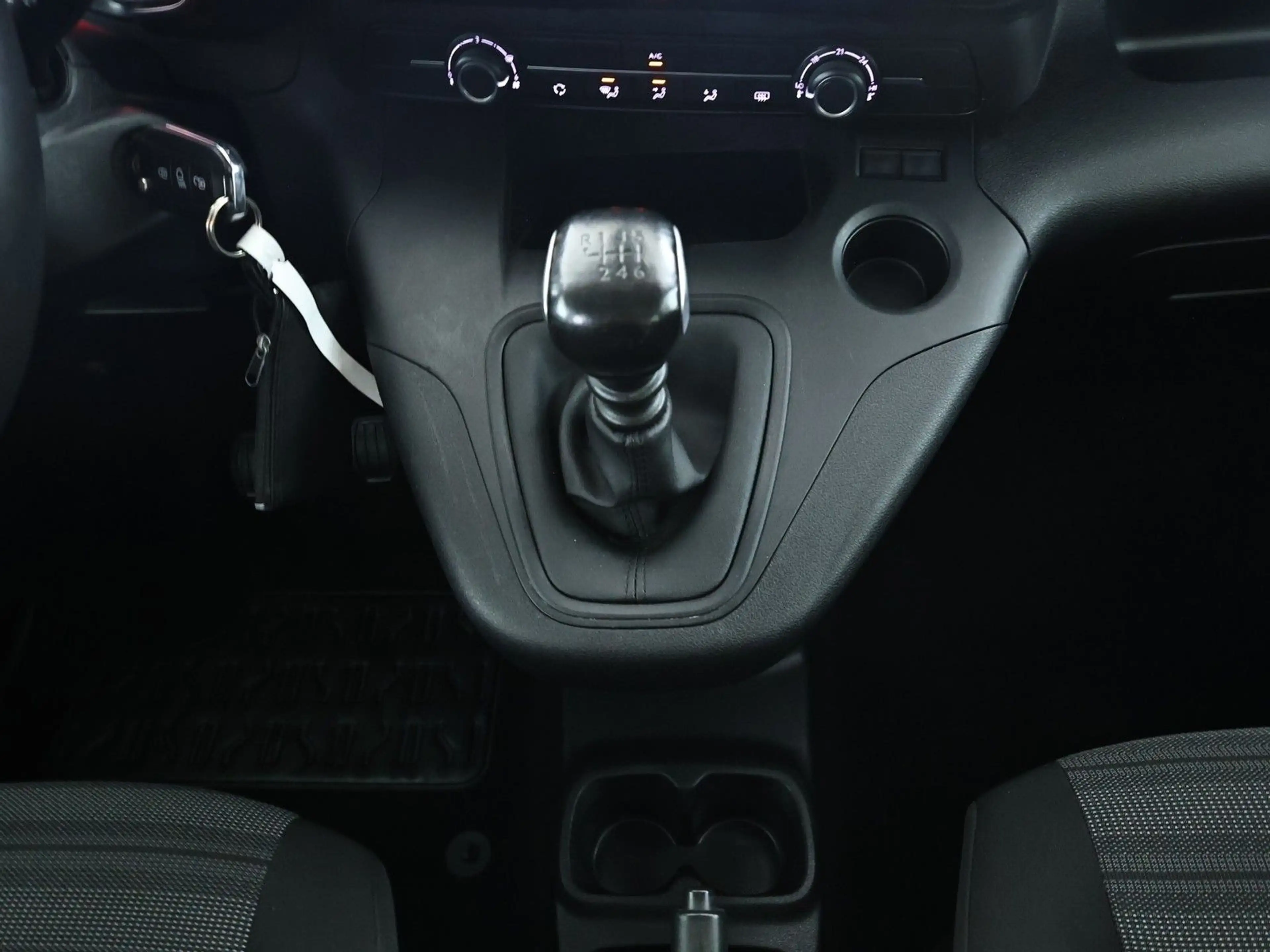 Opel Combo Life 1.2 Turbo AHK|Tempomat|PDC — photo 13