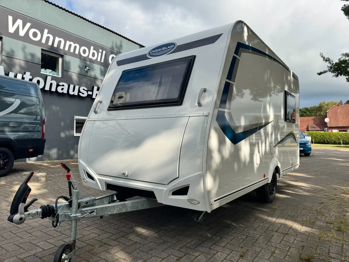 Caravelair Alba 390 Style-Heizung-Bad mit Dusche- Bianco - 1