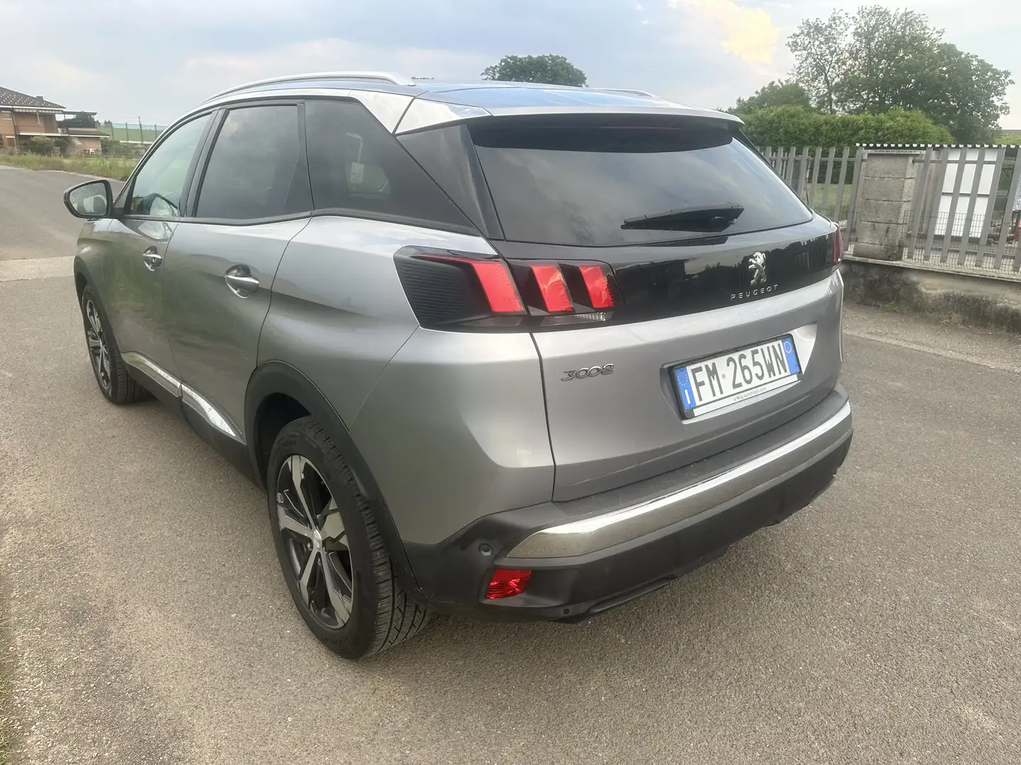 Peugeot 3008 1.6 bluehdi Allure s&s 120cv Grigio - 2