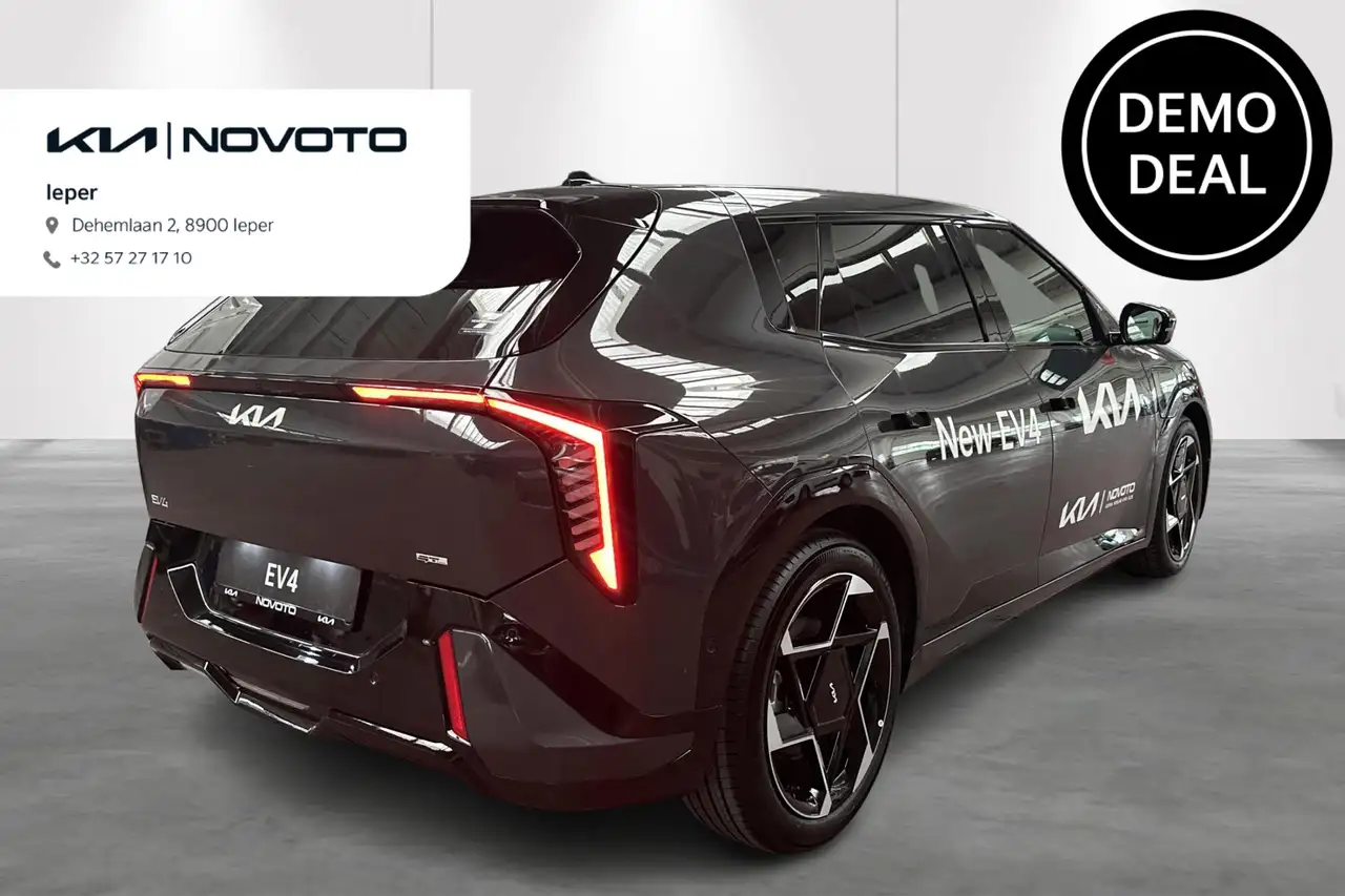 Kia EV4 2026