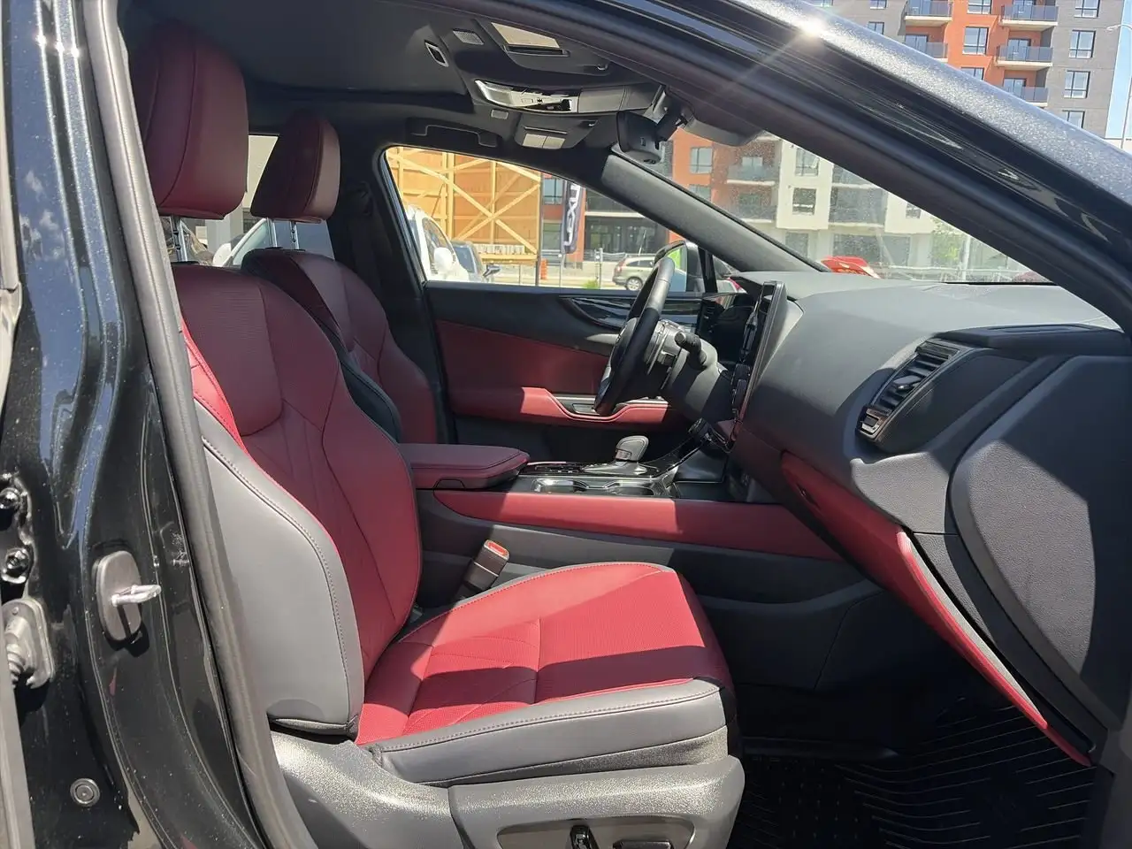 Lexus NX снимка Lexus NX