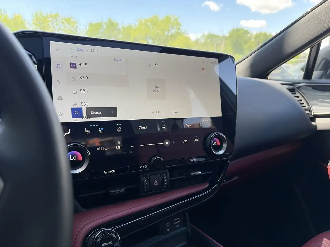 Lexus NX снимка Lexus NX