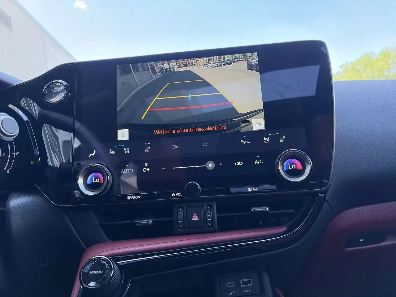 Lexus NX снимка Lexus NX
