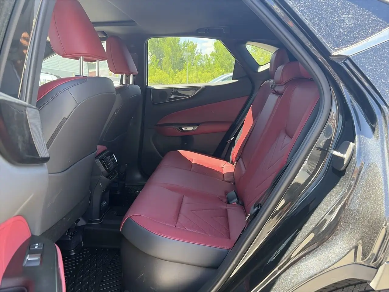 Lexus NX снимка Lexus NX