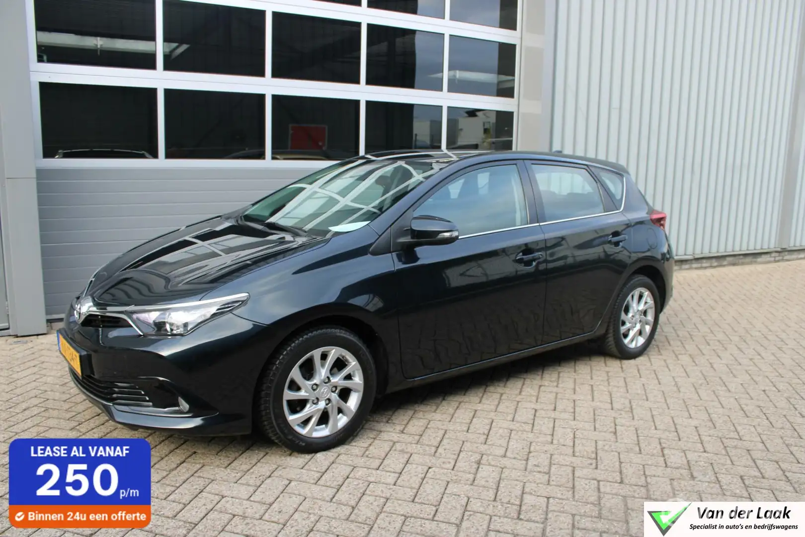 Toyota Auris 1.2T Aspiration | NL Auto Boekjes | Navigatie. Gris - 1