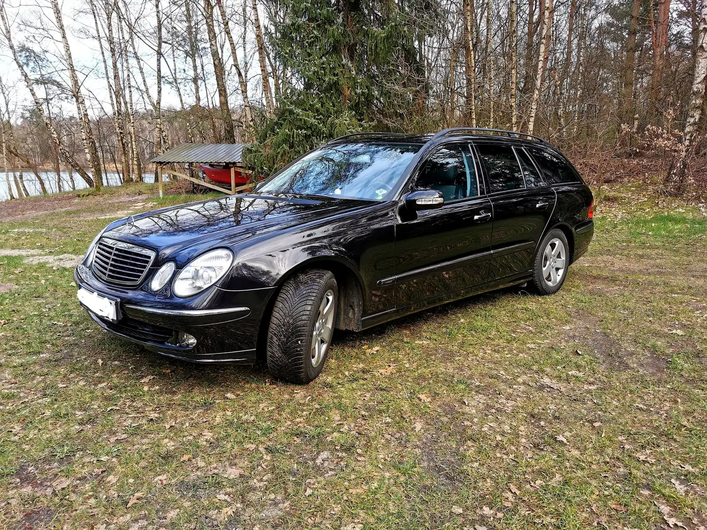 Mercedes-Benz E 220 E 220 CDI Automatik, Avantgarde Schwarz - 2