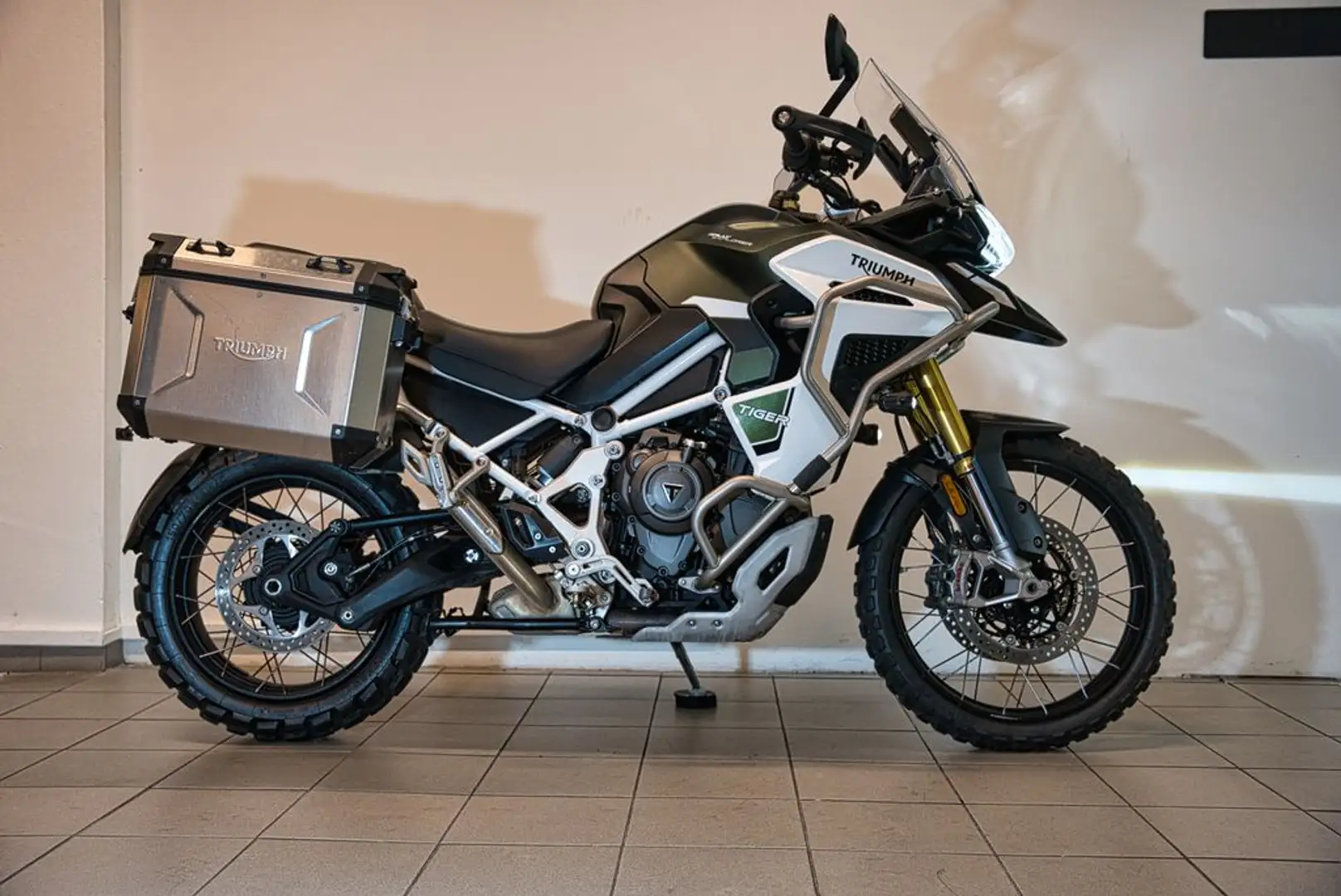 Triumph Tiger 1200 RALLY EXPLORER Zelená - 2