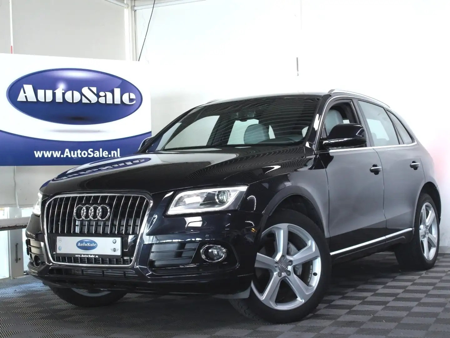Audi Q5 2.0 TFSI Quattro S-Line 1eEIG ACC LEDER KEYLS STOE Modrá - 1