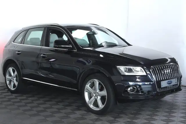 Audi Q5 view 7