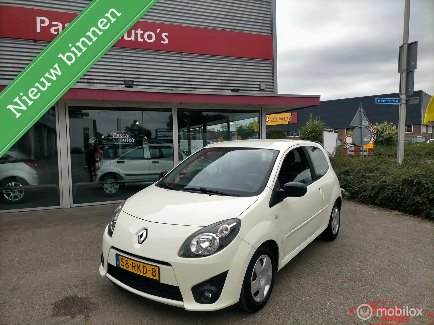 Renault Twingo 1.2-16V Night & Day nap airco cruise contr Žlutá - 1