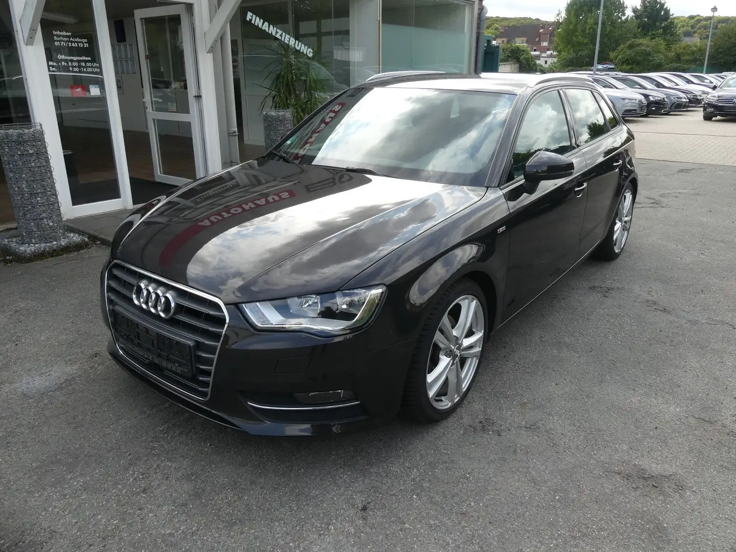 Audi A3 Sportback S line Sportpaket Braun - 2