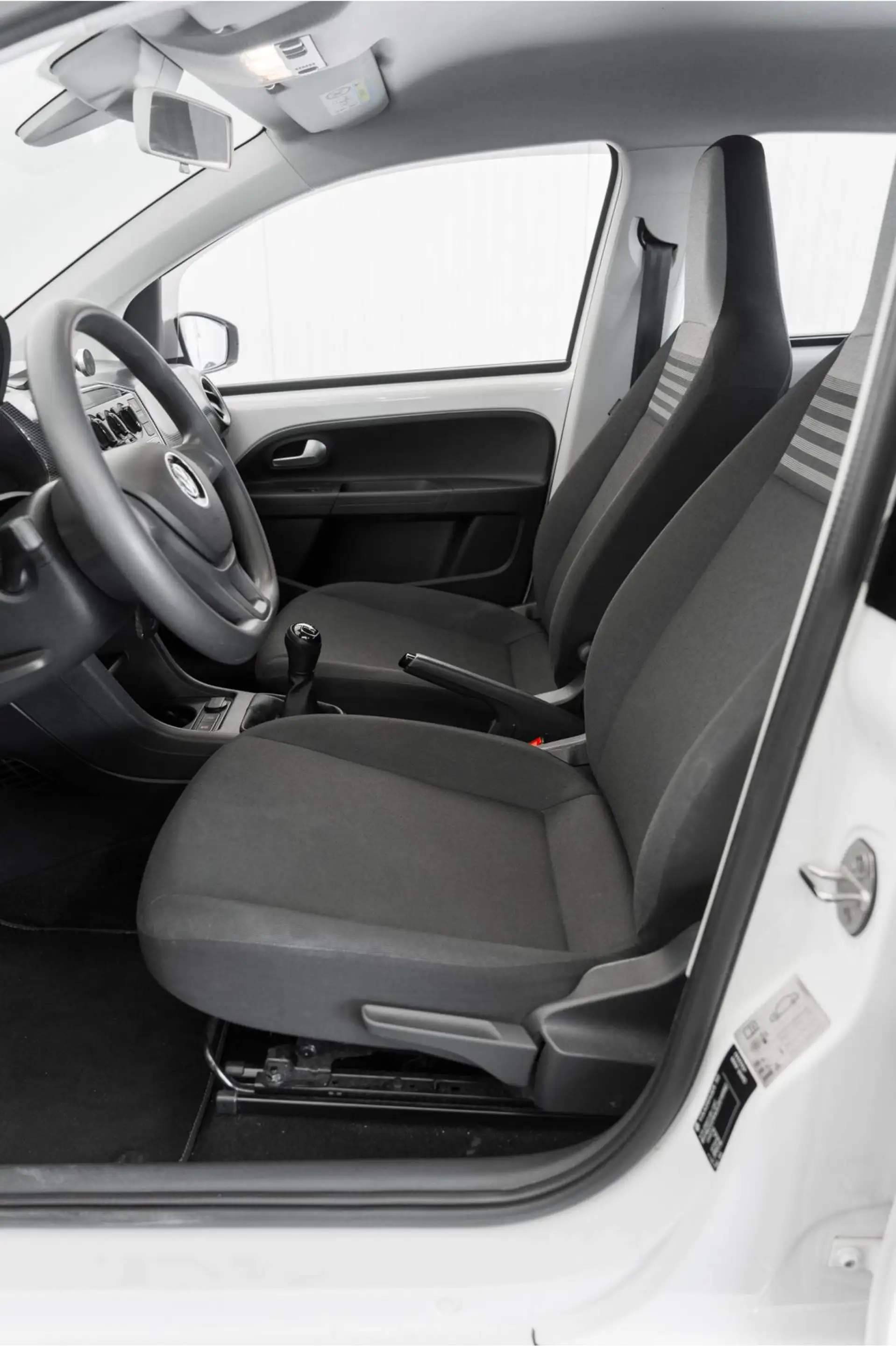 Volkswagen up! 1.0 BMT move up! Airco Lichtmetaal — photo 22